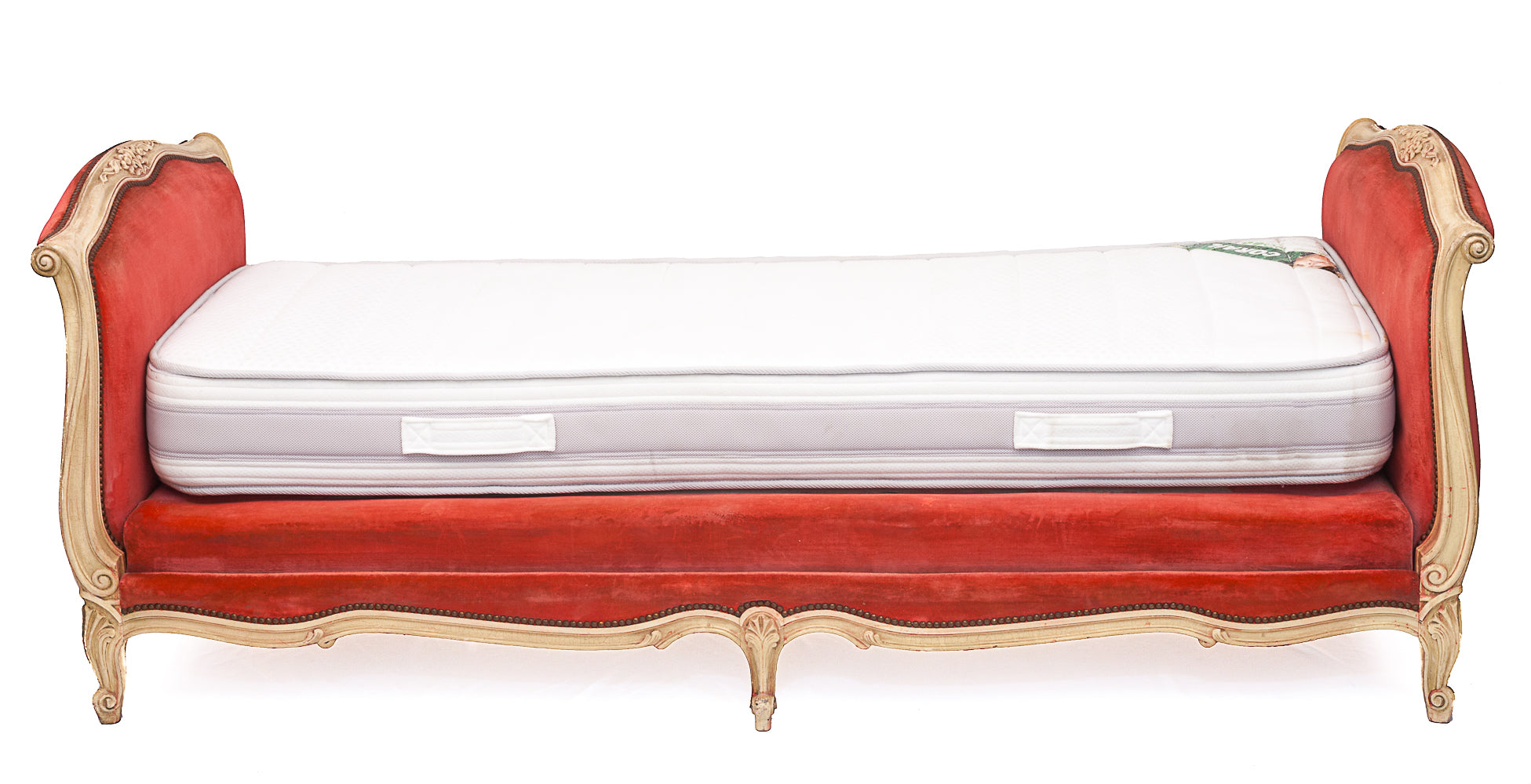 Vintage_Daybed_from_circa_1930