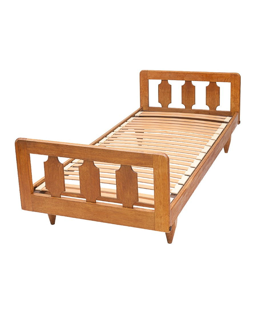 Daybed_by_Guillerme_and_Chambron