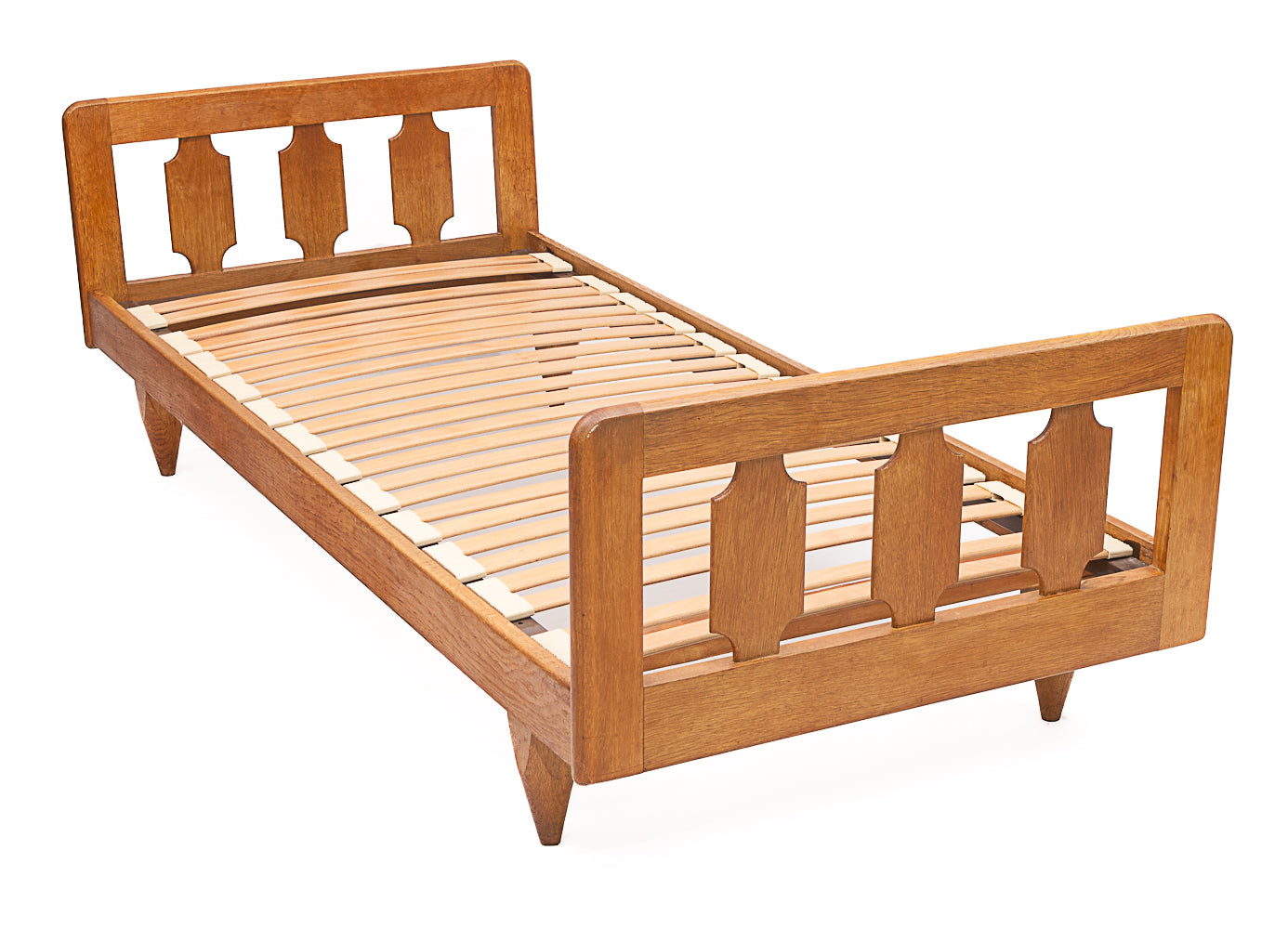 Daybed_by_Guillerme_and_Chambron