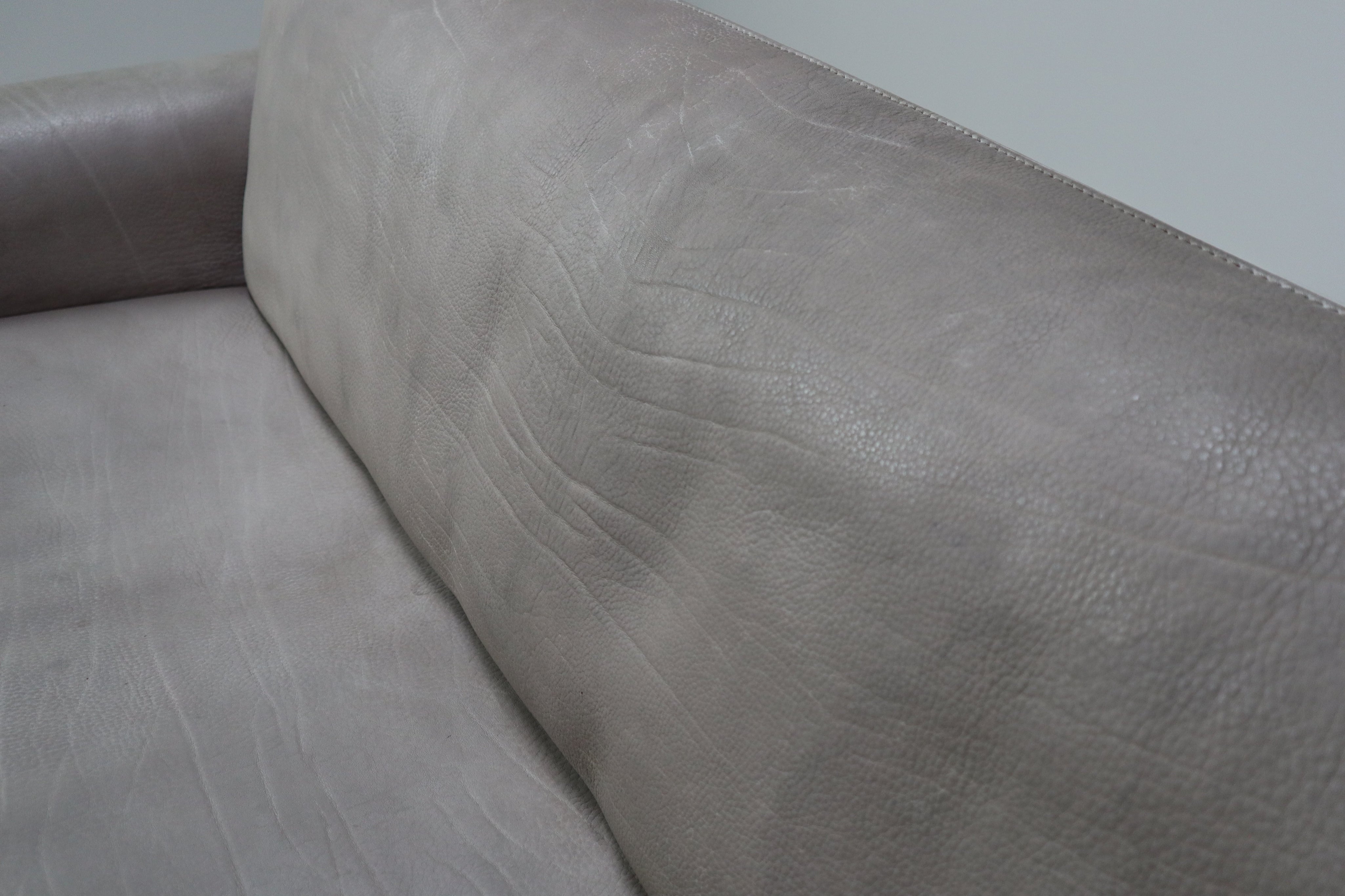 De_Sede_DS-125_two-seat_sofa_by_Gerd_Lange,_1978