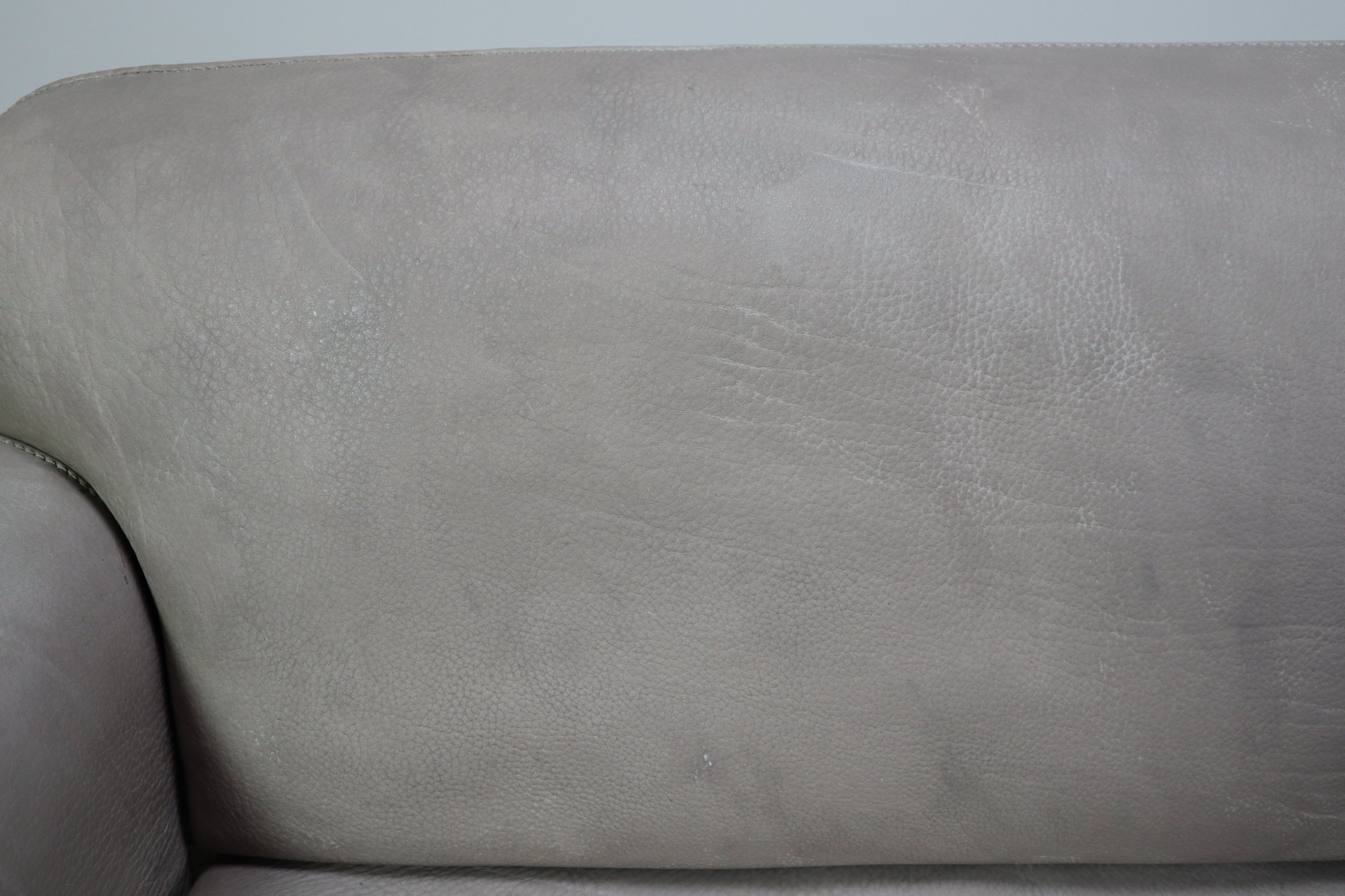 De_Sede_DS-125_two-seat_sofa_by_Gerd_Lange,_1978