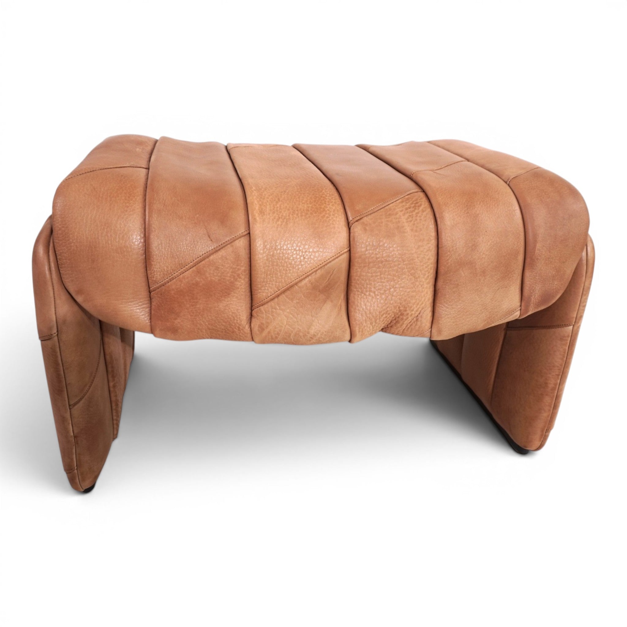 Set_of_de_Sede_DS-50_Patchwork_Lounge_Chair_and_Ottoman_in_Buffalo_Leather,_Switzerland_1970s