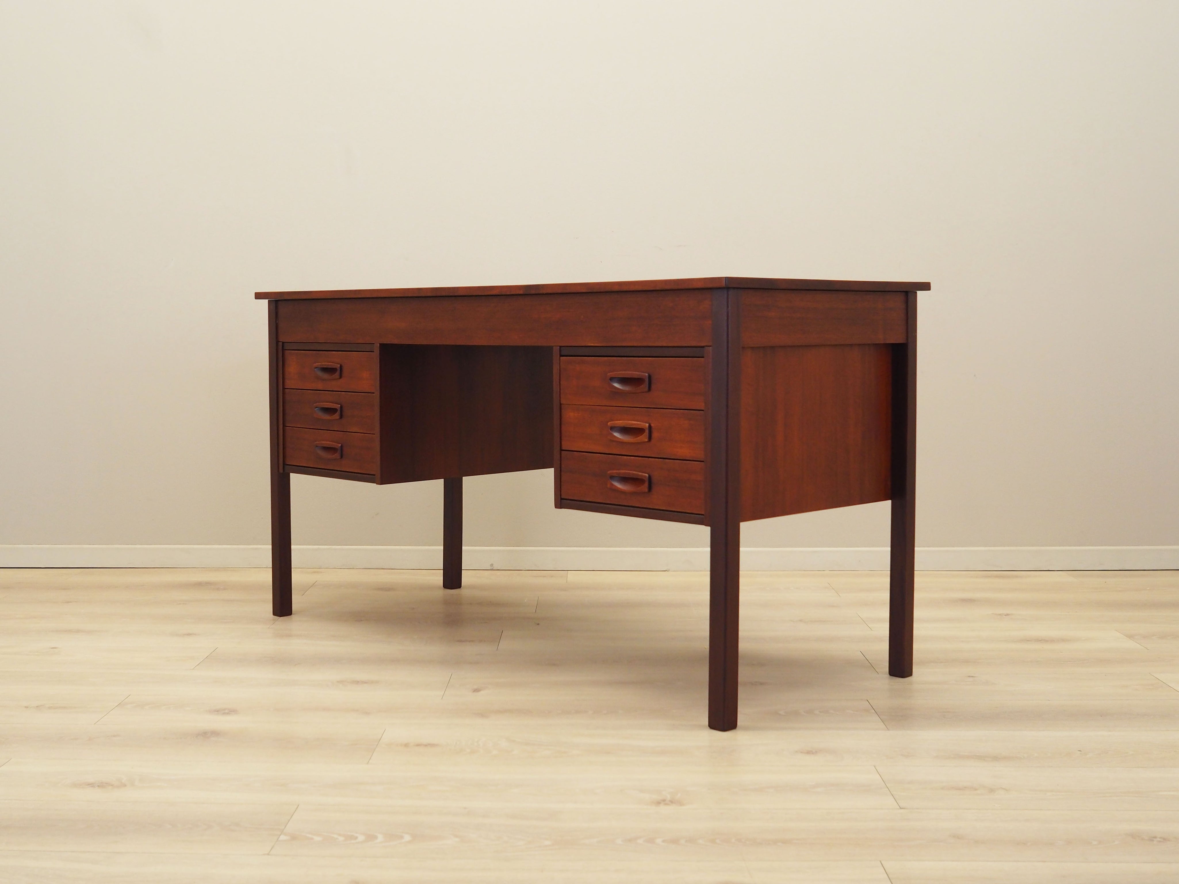 Desk,_Danish_Design,_Teak_Veneer,_1970s,_Denmark