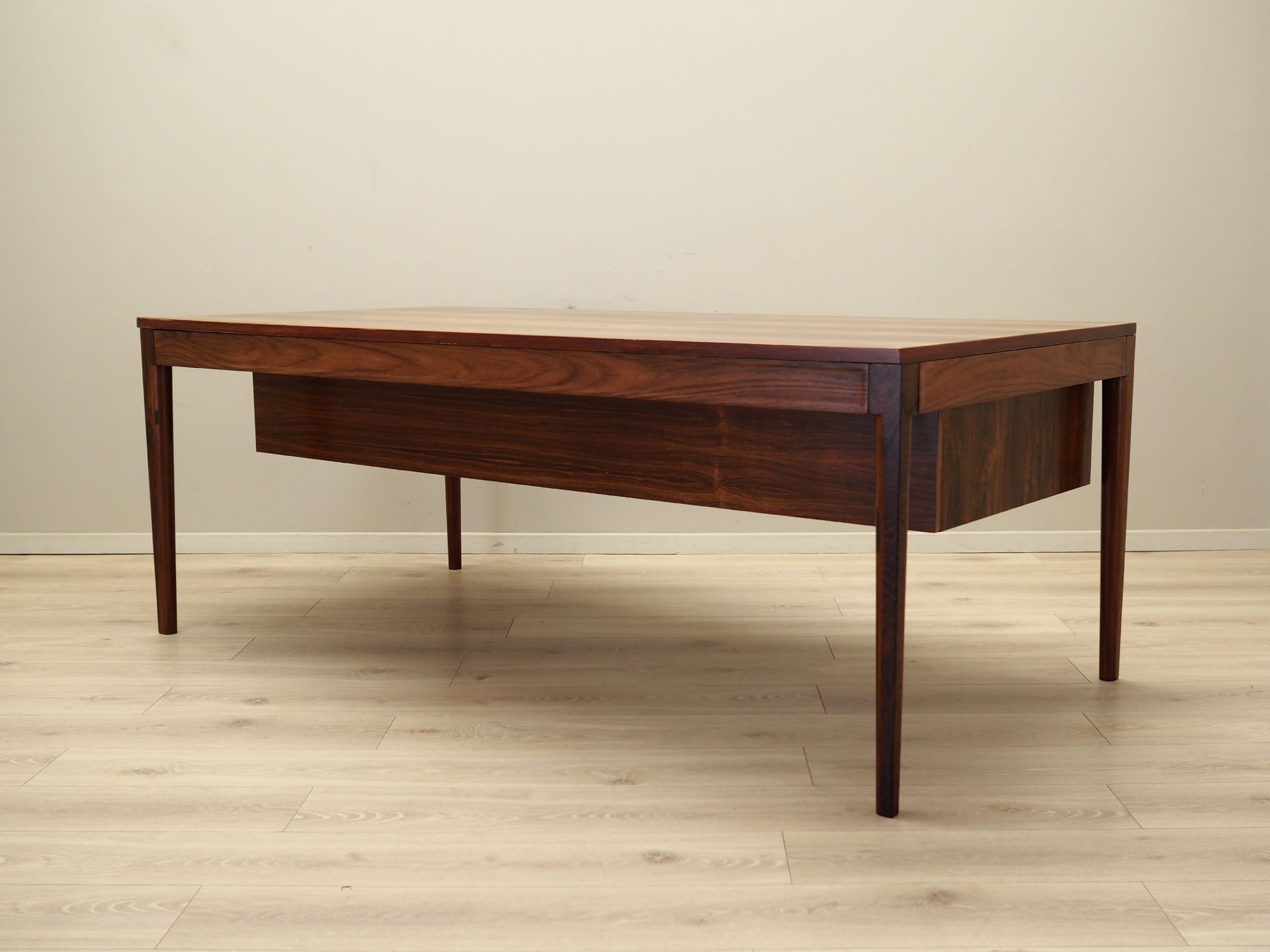 Desk,_Finn_Juhl,_France_&_Son,_Rosewood,_1970s,_Denmark