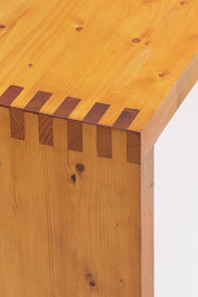 Desk_in_Solid_Pine_by_Ate_van_Apeldoorn