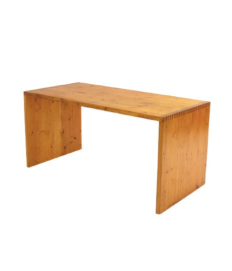 Desk_in_Solid_Pine_by_Ate_van_Apeldoorn