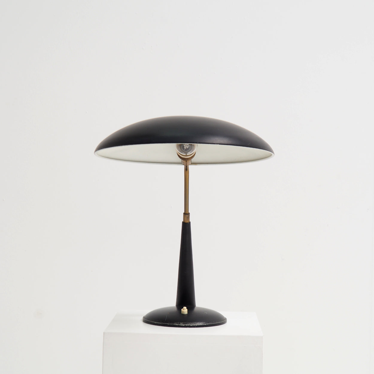 Desk_Lamp_by_Christian_Dell_in_Black_Metal,_Bauhaus,_from_1930s