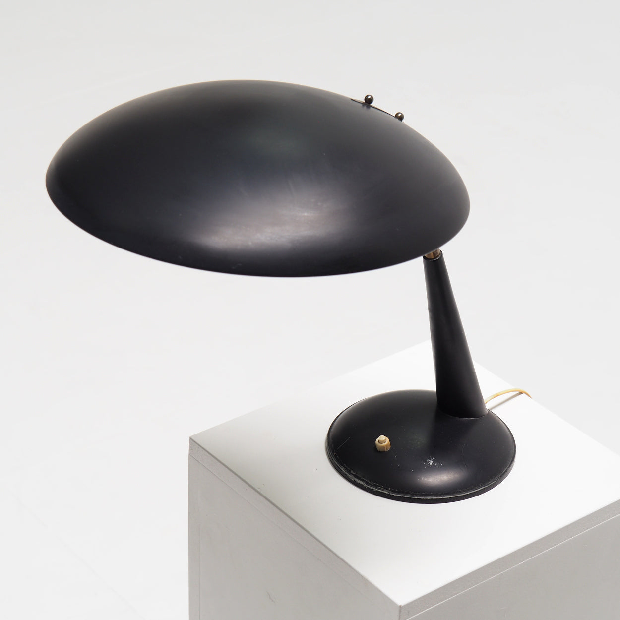 Desk_Lamp_by_Christian_Dell_in_Black_Metal,_Bauhaus,_from_1930s