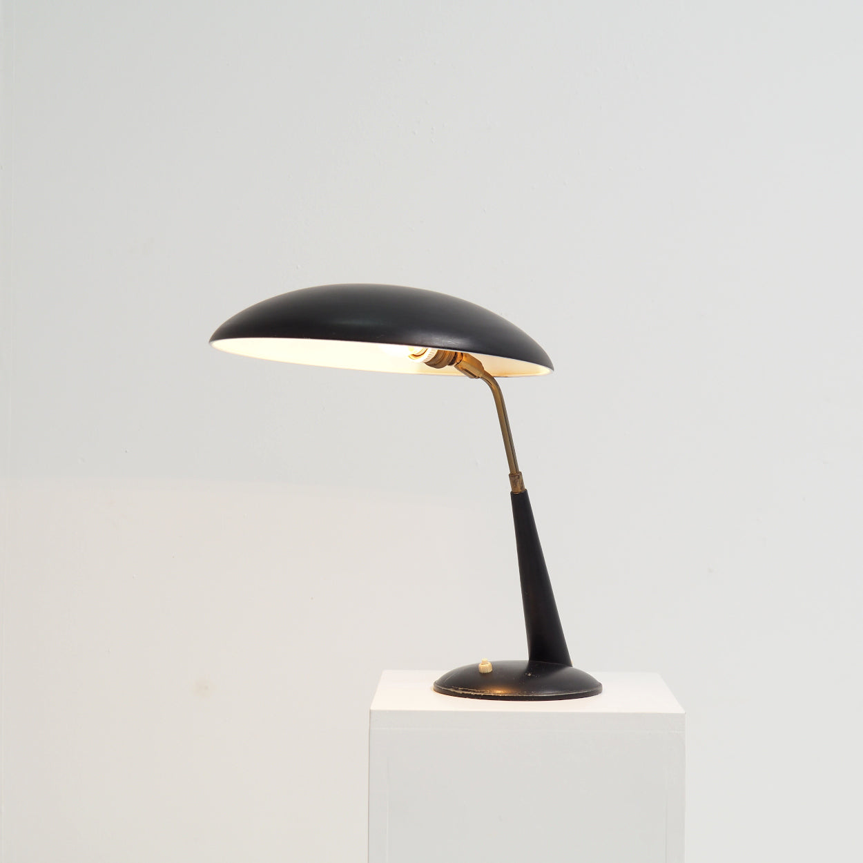 Desk_Lamp_by_Christian_Dell_in_Black_Metal,_Bauhaus,_from_1930s