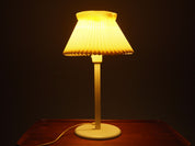 Metal_and_Paper_Desk_Lamp,_1960s,_Denmark