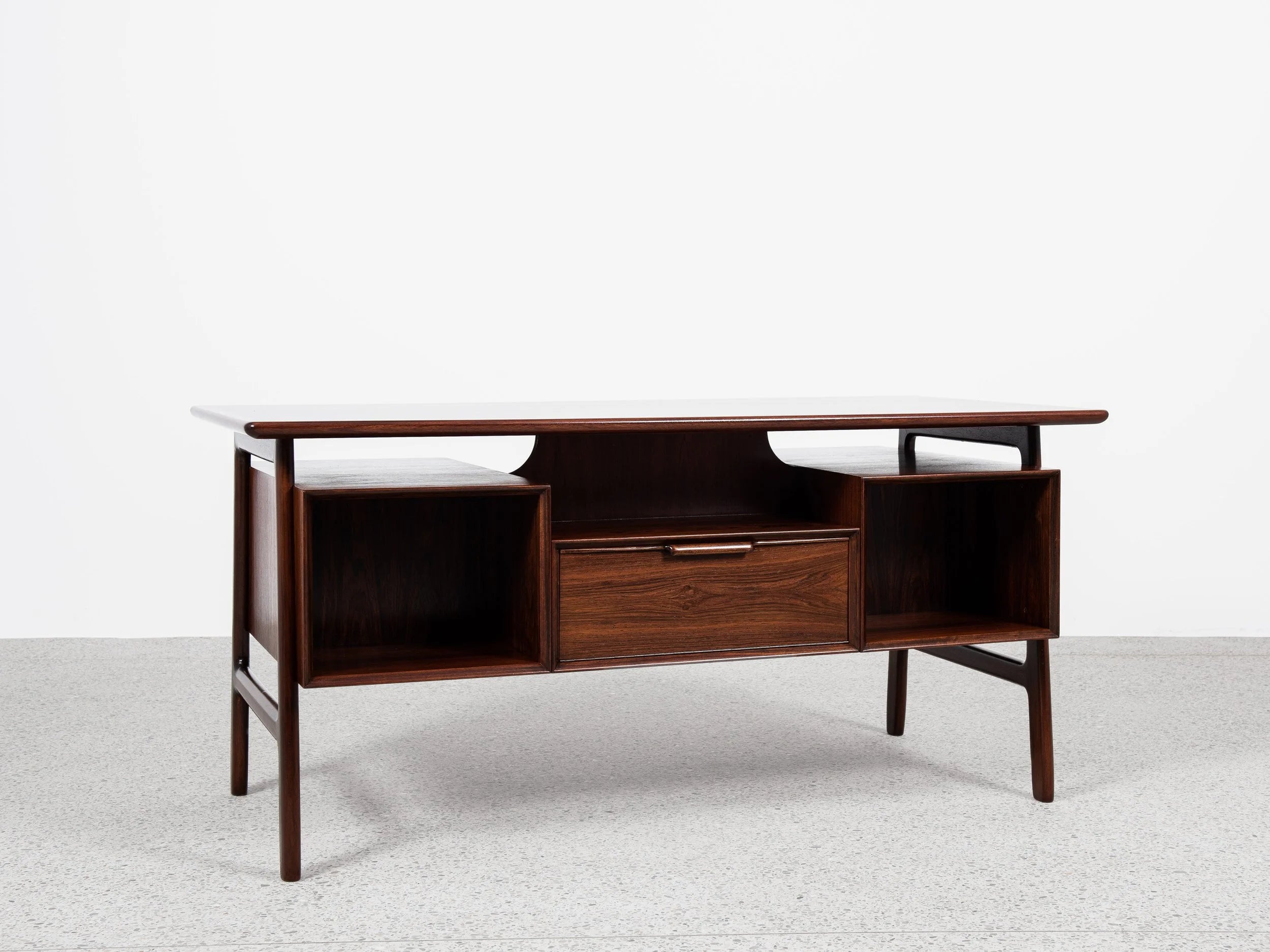 Desk_Model_75_by_Omann_Jun,_Rosewood,_1960s,_Denmark