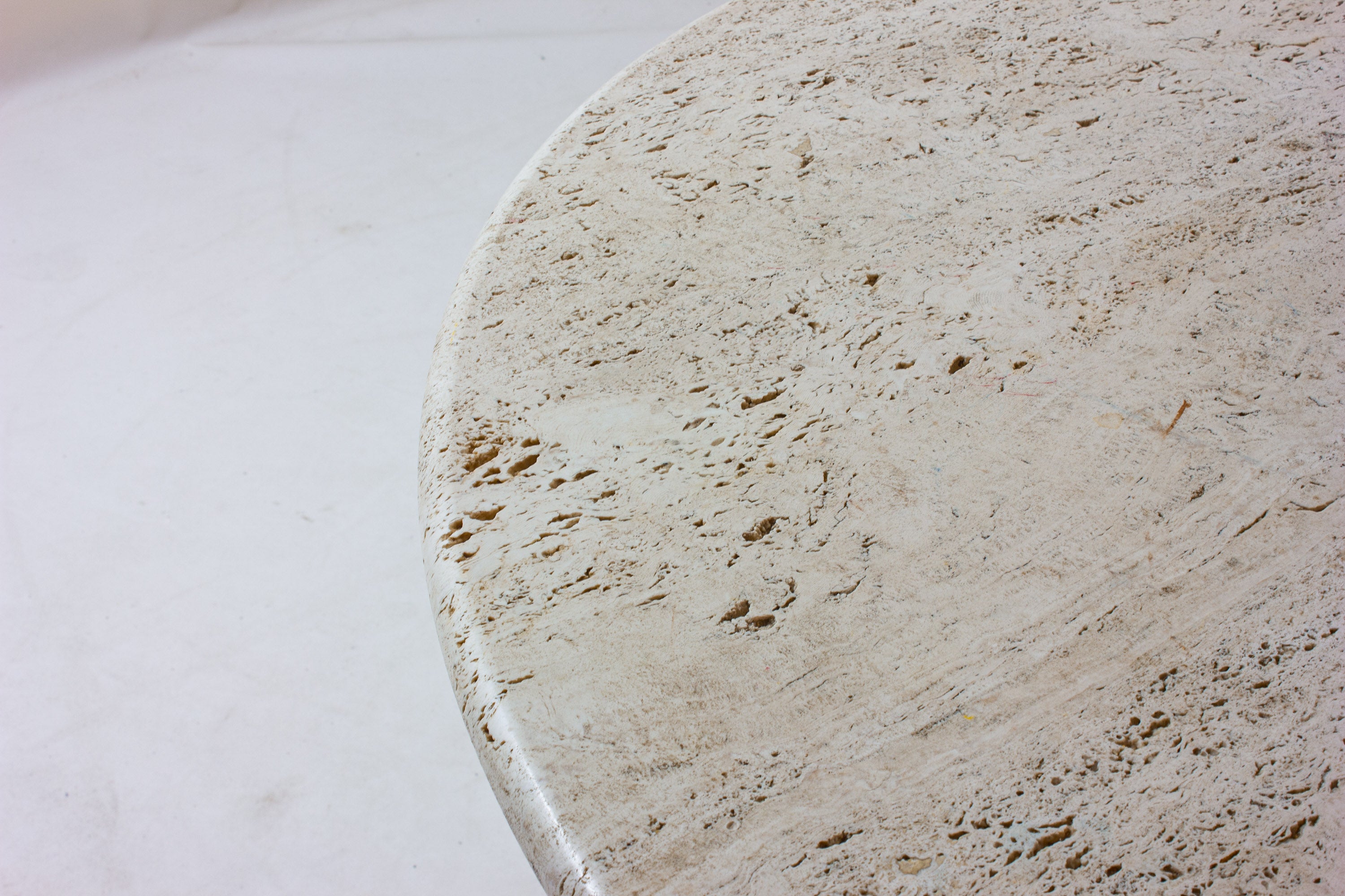 Vintage_Italian_Round_Travertine_Dining_Table,_1970s_Roman_Travertine_Mid_Century_Modern