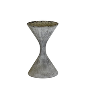 Diabolo_Planter_by_Willy_Guhl_and_Anton_Bee_for_Eternit,_Switzerland,_1950s