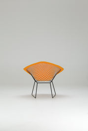 Wire_Chair_by_Harry_Bertoia_for_Knoll,_1952_Design,_USA