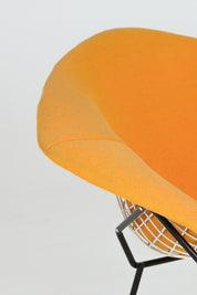 Wire_Chair_by_Harry_Bertoia_for_Knoll,_1952_Design,_USA