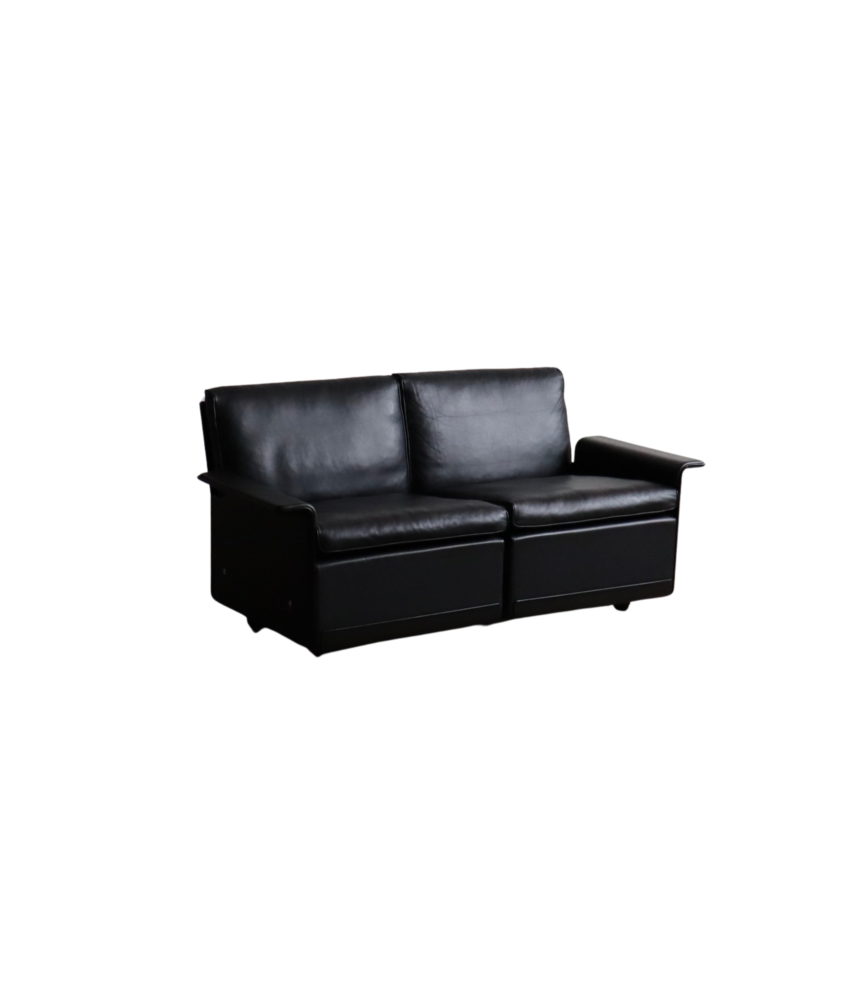 Dieter_Rams_Model_620_Two-Seater_Sofa_in_Black_Leather_for_Vitsœ,_1980s
