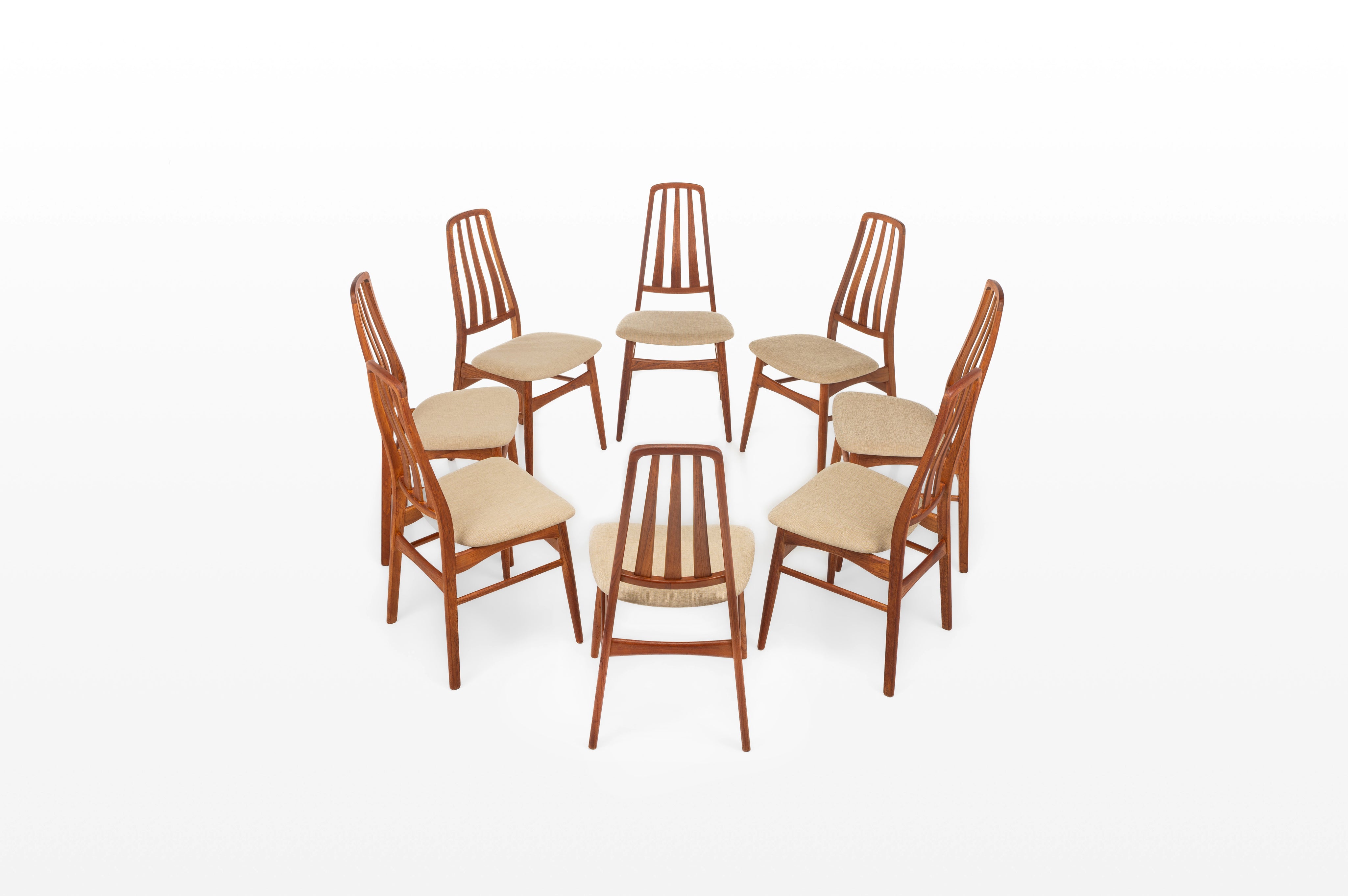 Set_of_8_Dining_Chairs_from_Vamdrup_Stolefabrik,_Denmark,_1960s