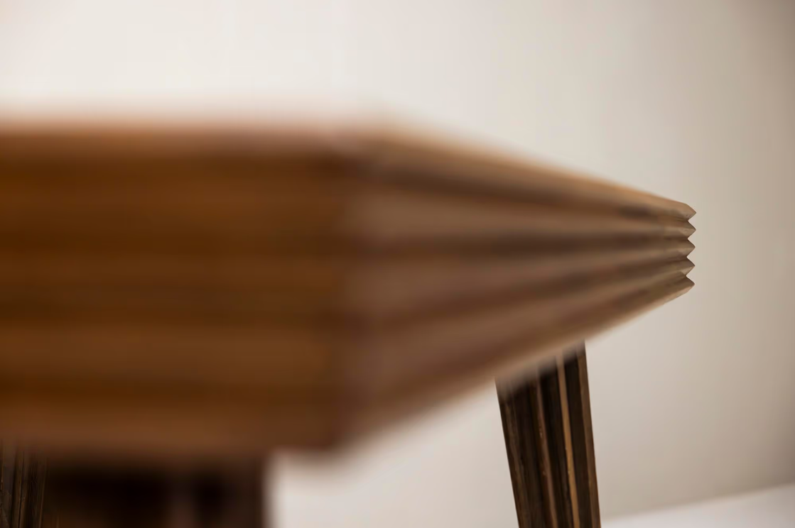 Dining_Table_in_Veneered_Walnut_by_Gio_Ponti,_Italy_1940s