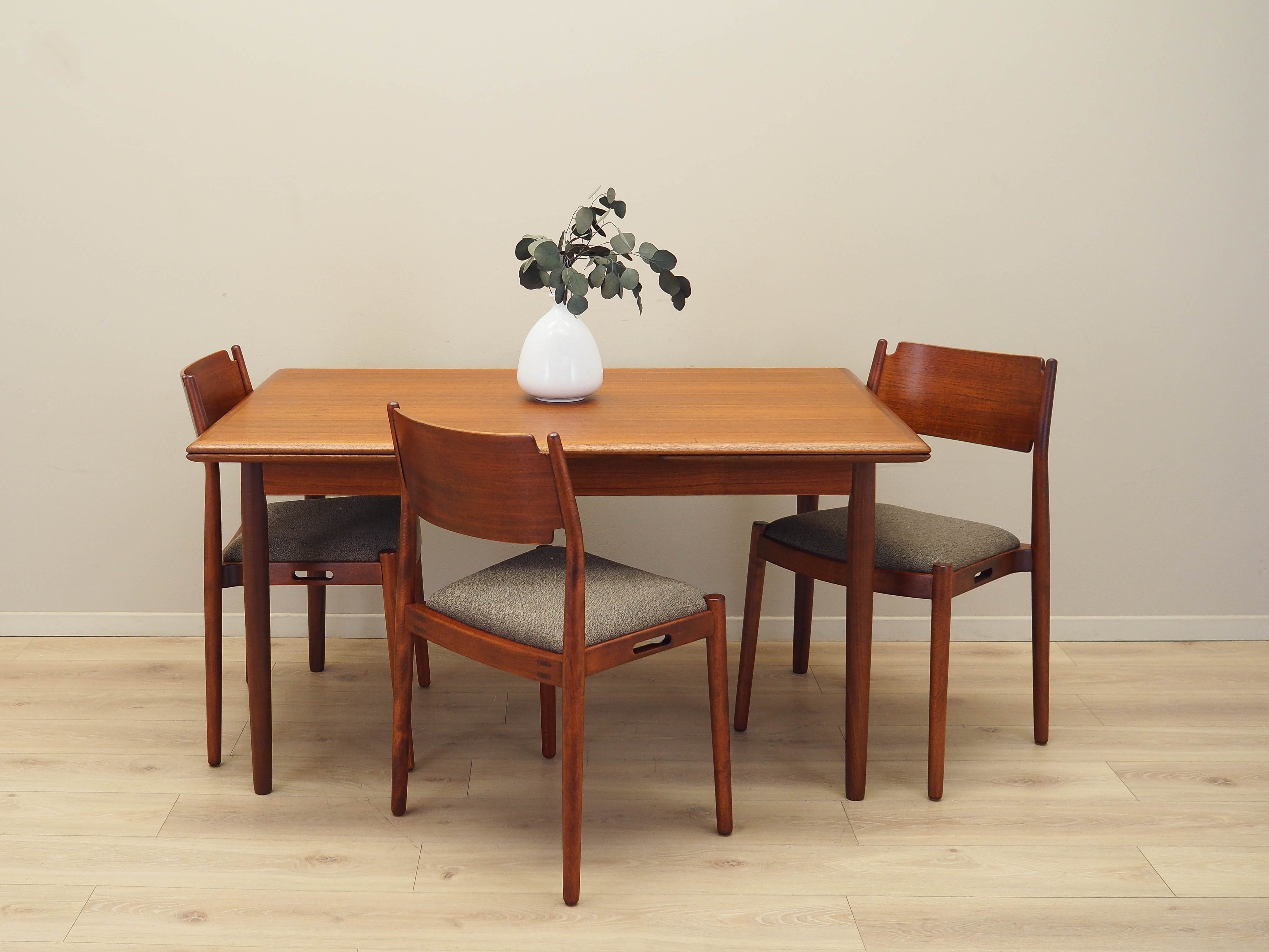 Danish_Teak_Table_by_Unknown_Designer,_1970s,_Denmark