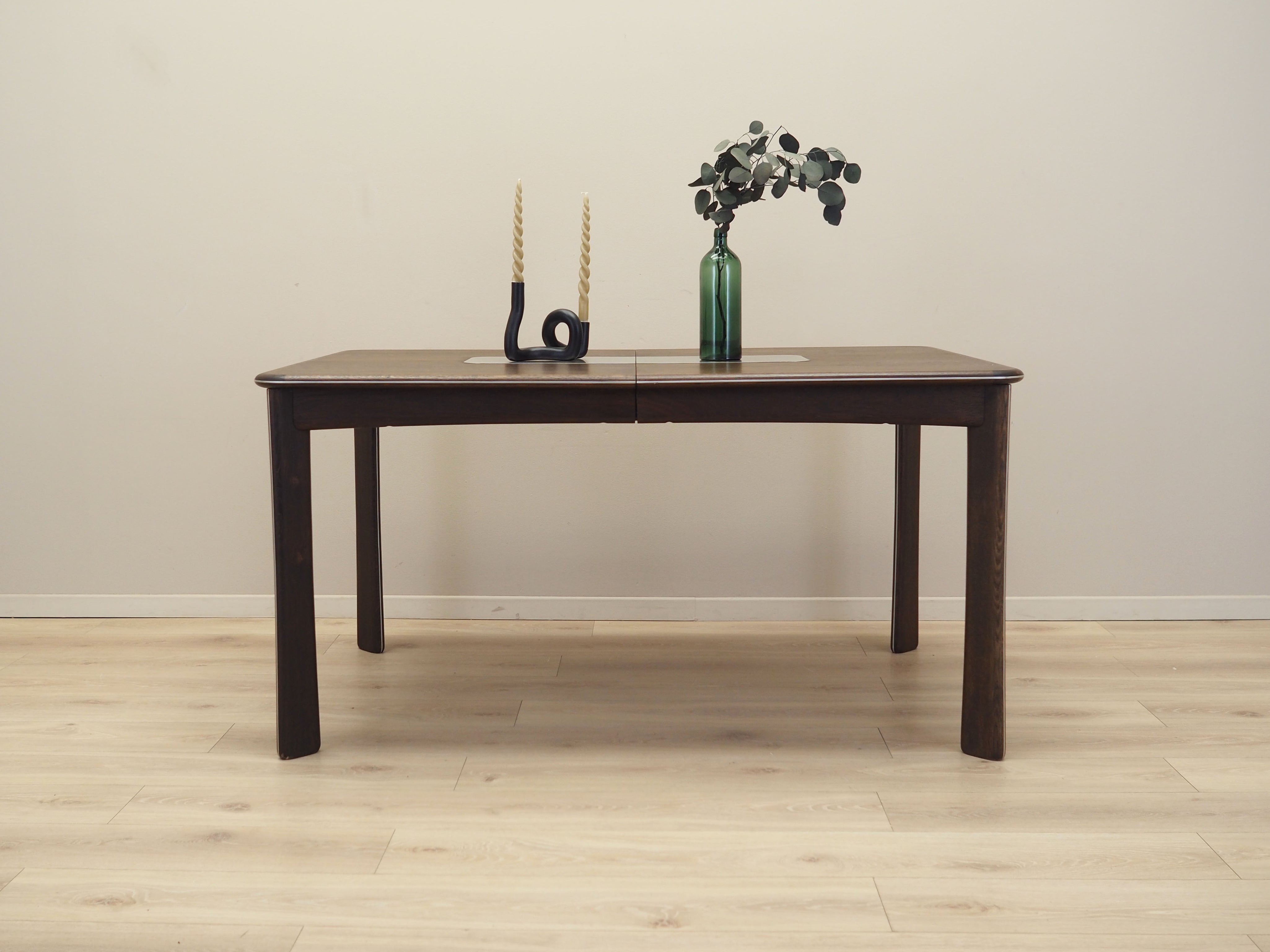 Dining_table,_Uldum,_Oak_Wood,_1970s,_Denmark