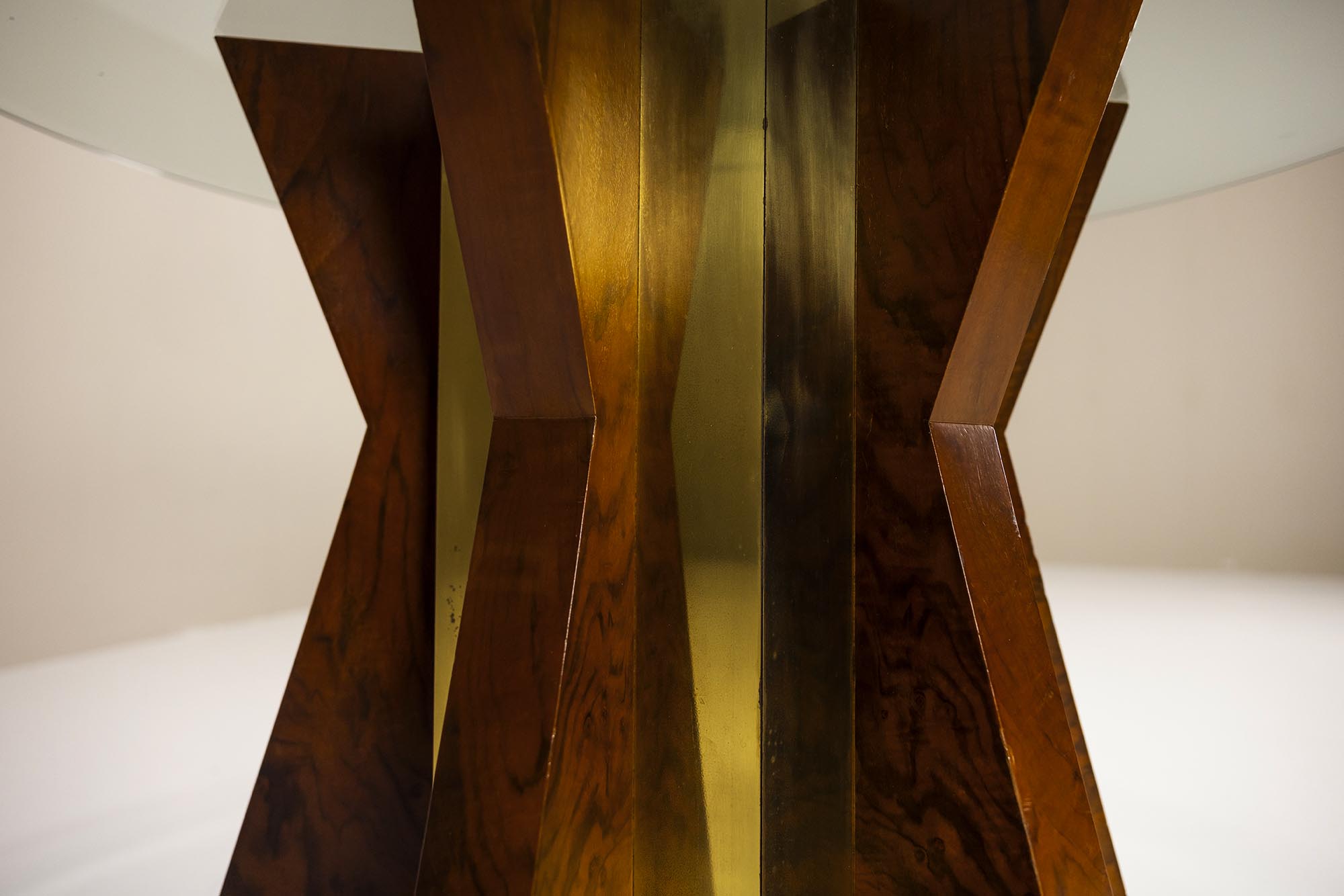 Round_Glass_Top_Dining_Table_by_Tommaso_Barbi_from_1970s_Italy