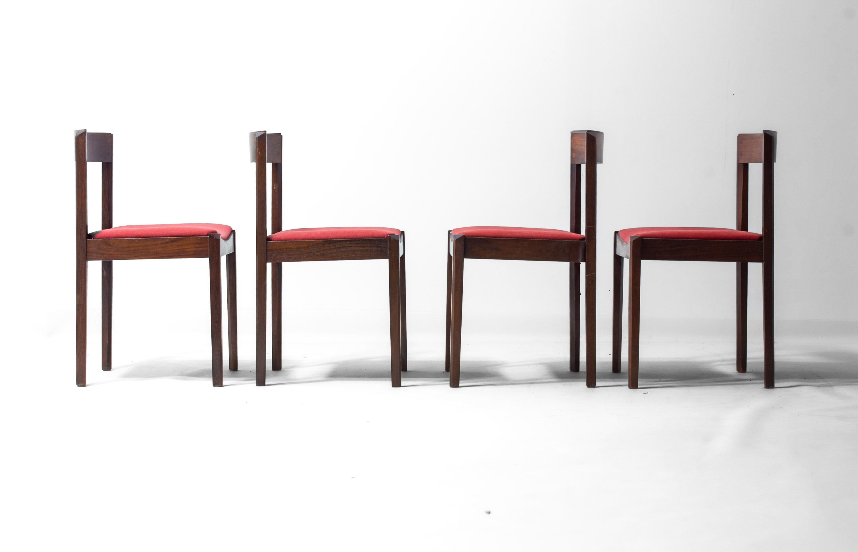 Set_of_4_Vintage_Italian_Rosewood_Dining_Chairs_by_Dino_Cavalli,_1970s_Red_Velvet_Mid_Century_Modern