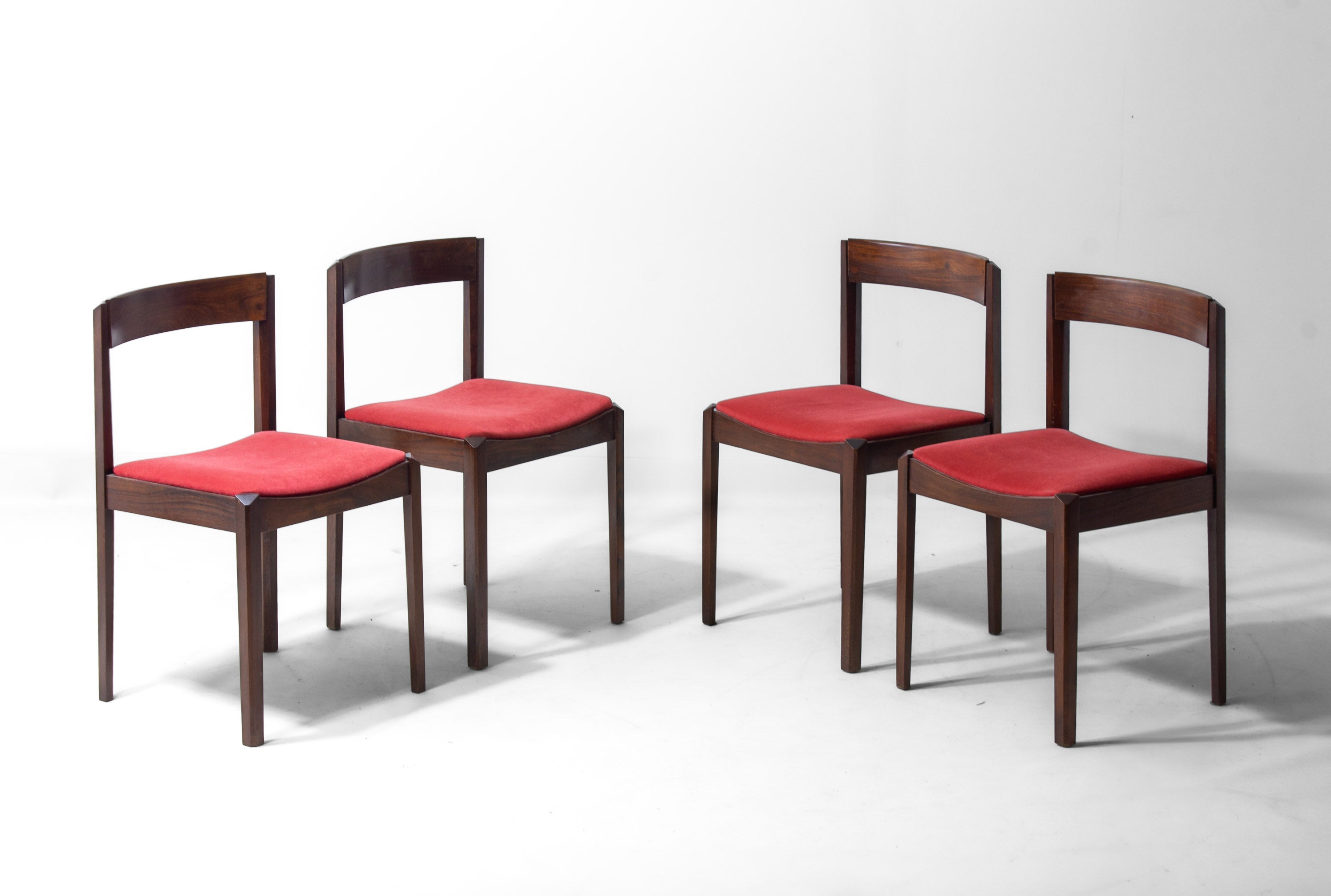 Set_of_4_Vintage_Italian_Rosewood_Dining_Chairs_by_Dino_Cavalli,_1970s_Red_Velvet_Mid_Century_Modern