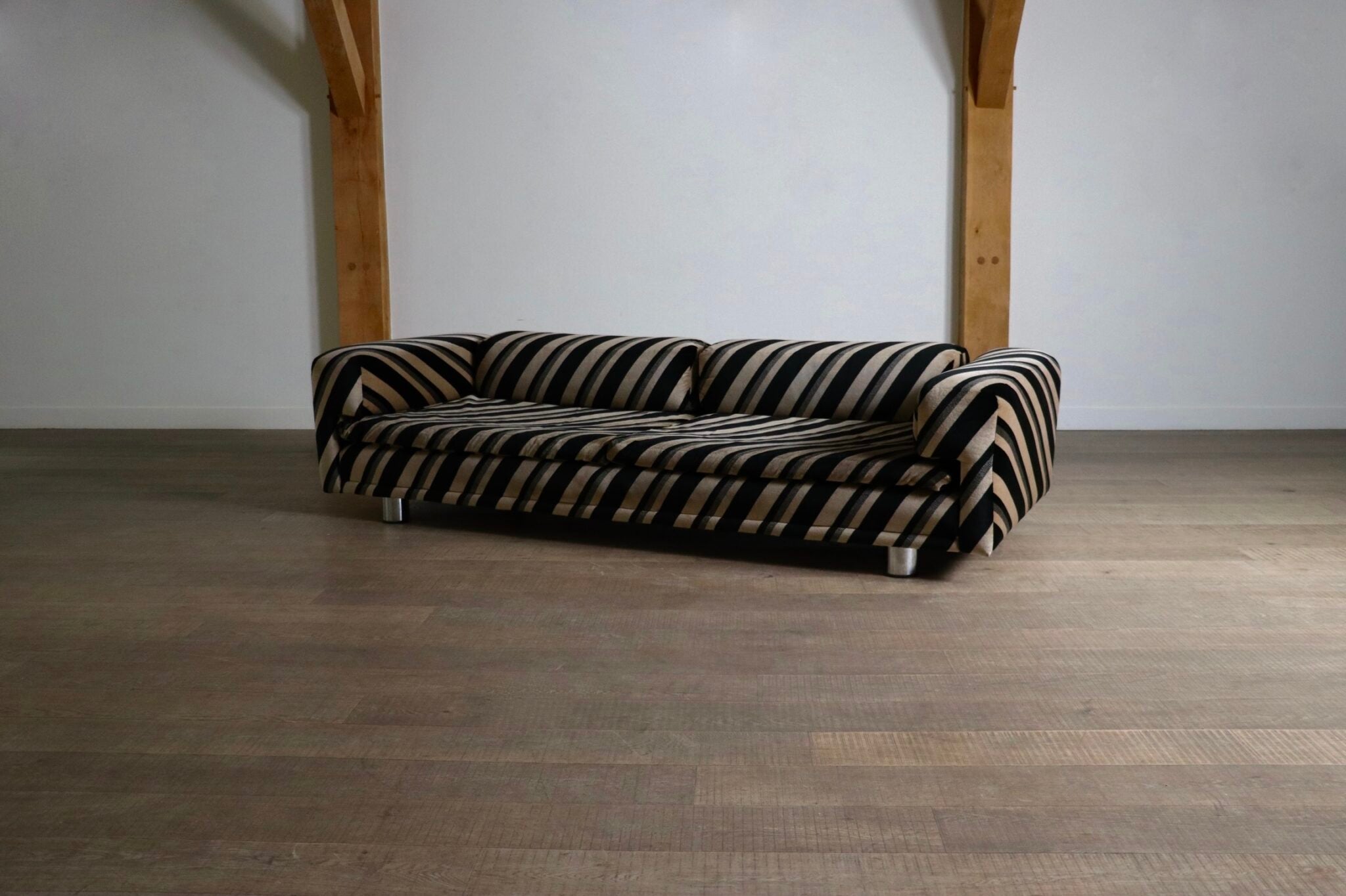 Diplomat_Three_Seater_Sofa_by_Howard_Keith_1970s_United_Kingdom