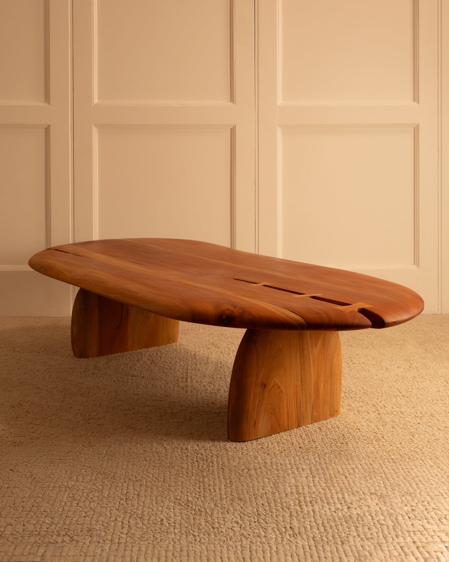Handcrafted_Dolmen_Coffee_Table_in_Solid_Mahogany