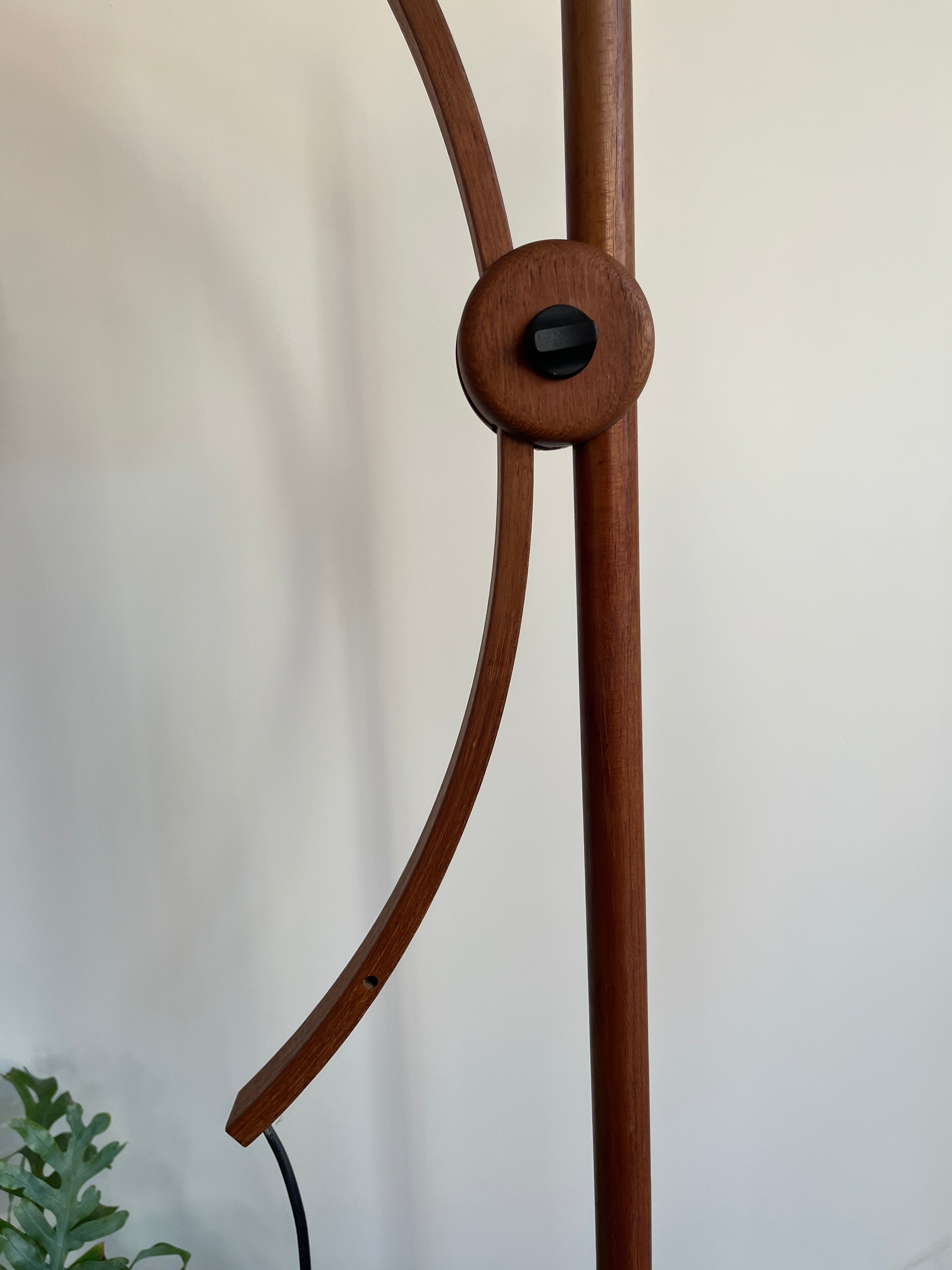 Domus_Adjustable_Teak_Floor_Lamp_with_Cherry_Red_Wild_Silk_Shade,_1960s