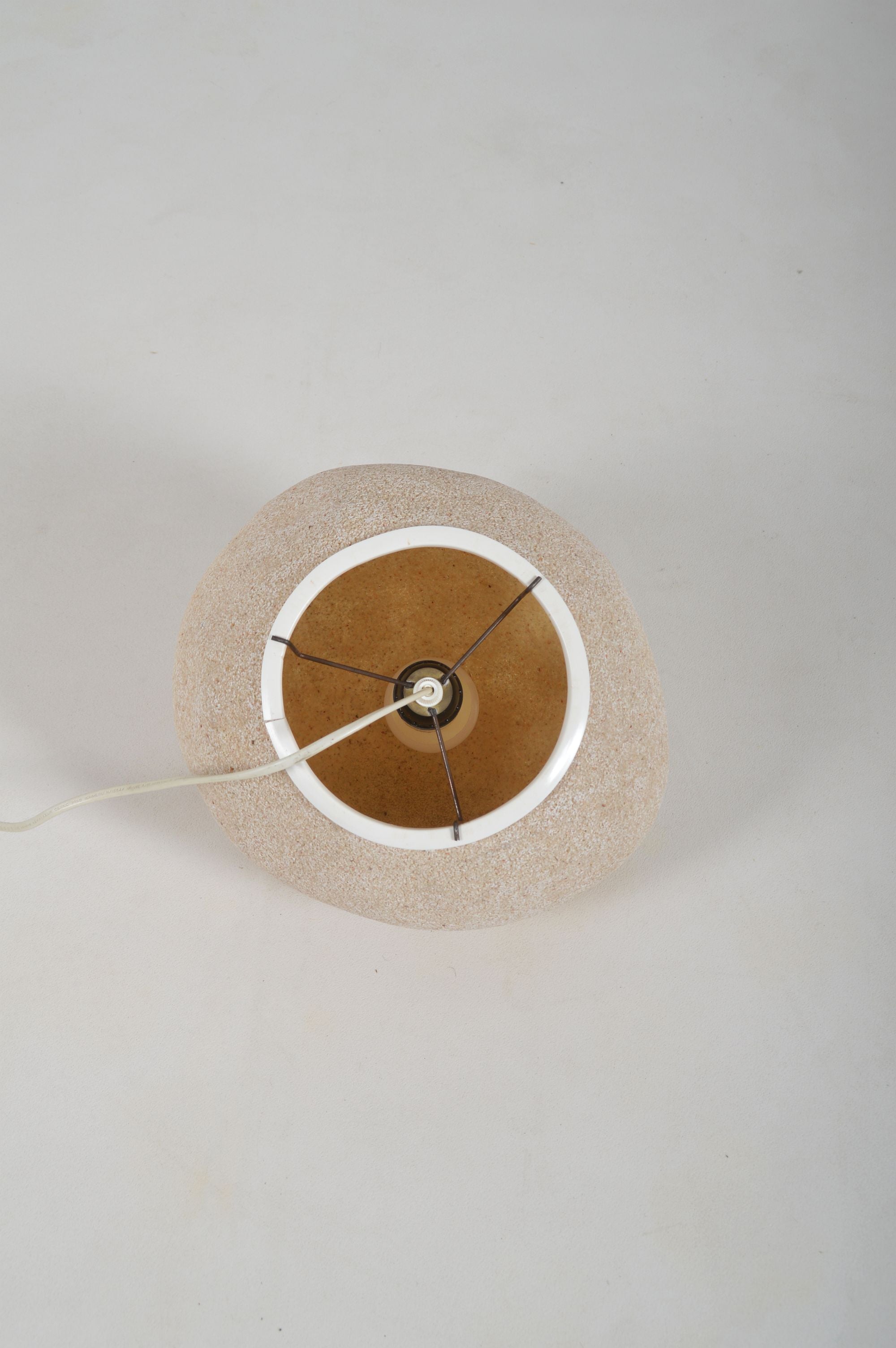 Dora_rock_lamp_designed_by_André_Cazenave_for_Habitat,_1980