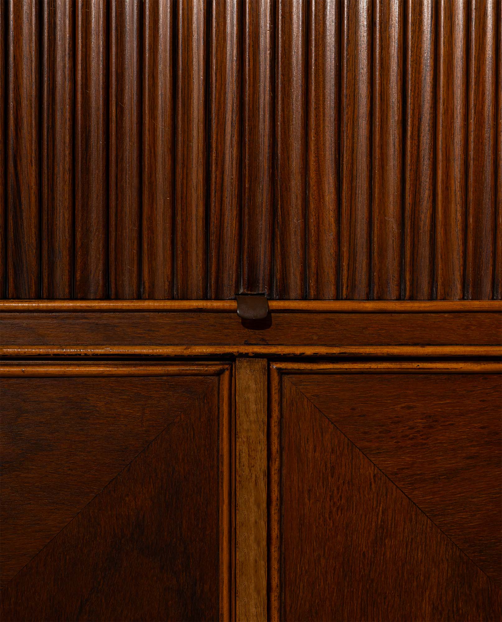 Double_Face_Cabinet,_Italian_Production_1950’s