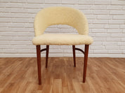 Dressing_Chair_by_Frode_Holm_circa_1960_Denmark