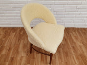 Dressing_Chair_by_Frode_Holm_circa_1960_Denmark