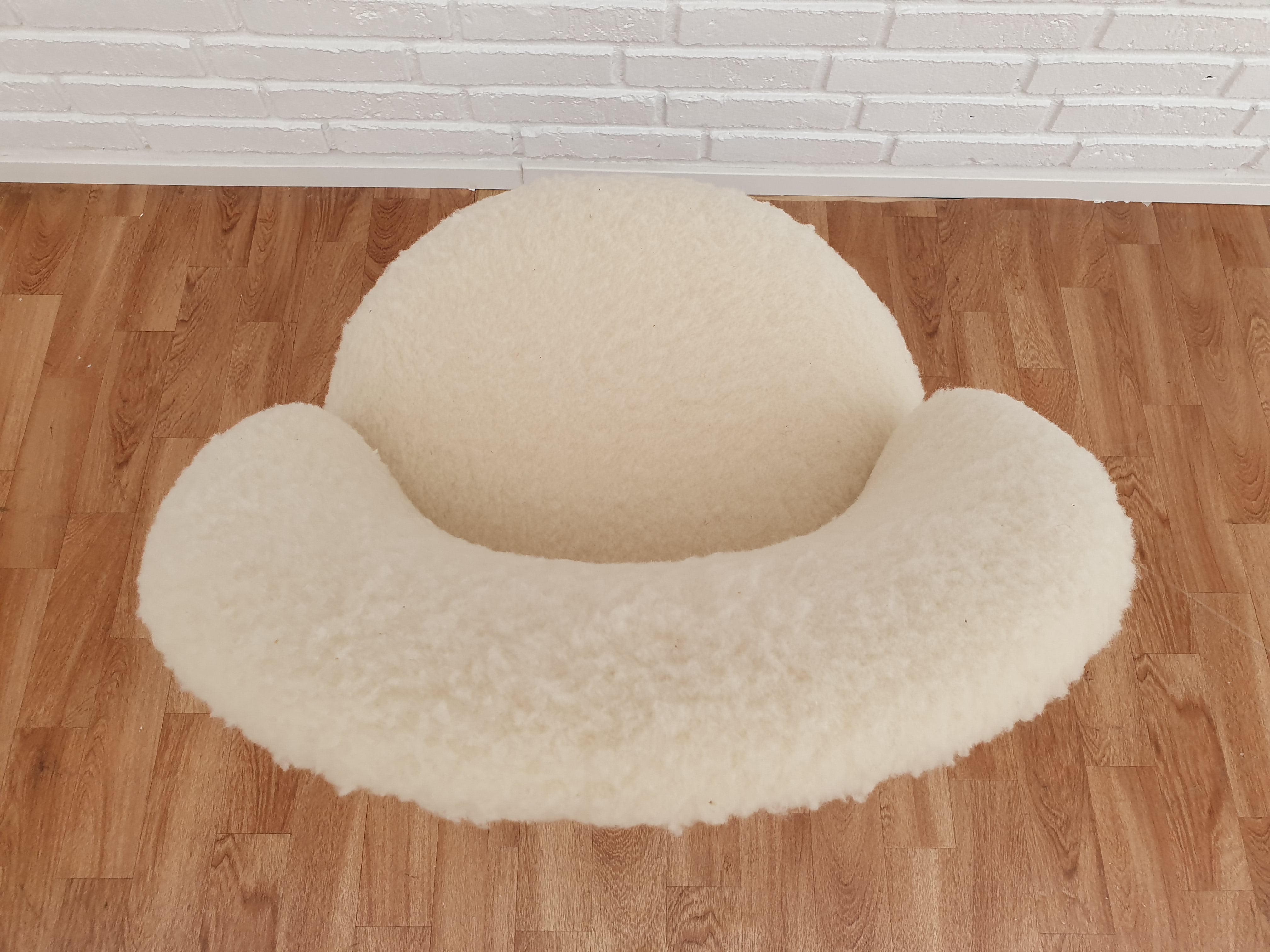 Dressing_Chair_by_Frode_Holm_circa_1960_Denmark