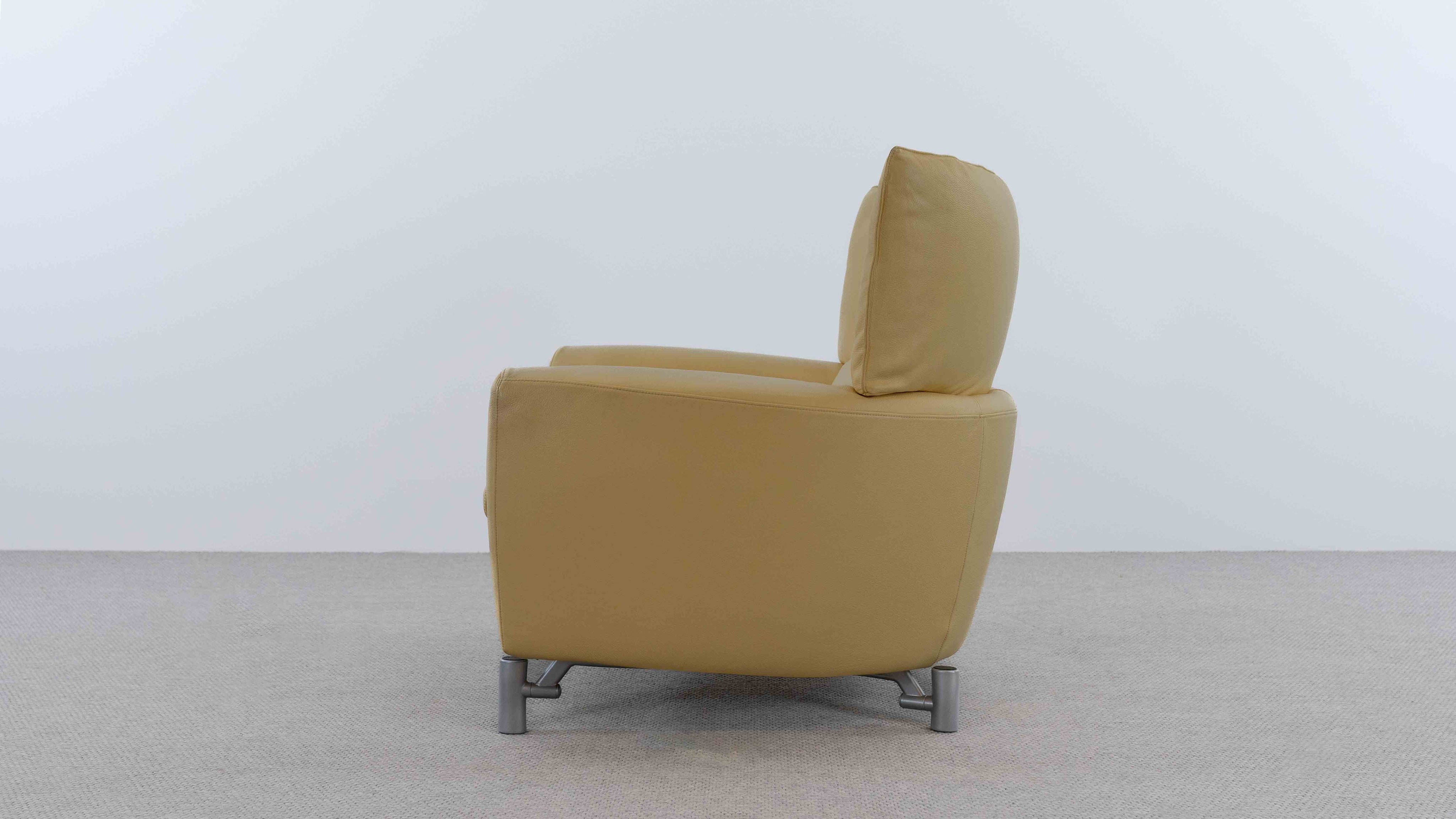 Drop_Armchair_by_Gerard_Van_den_Berg_for_Molteni_and_C_in_Yellow_Leather,_1990s