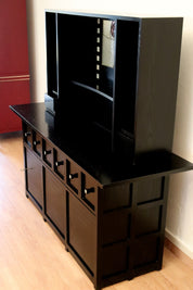 Charles_Rennie_Mackintosh_DS5_Sideboard_for_Cassina,_I_Maestri_Collection