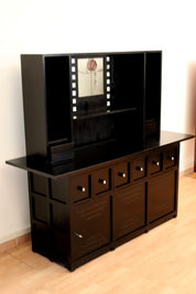 Charles_Rennie_Mackintosh_DS5_Sideboard_for_Cassina,_I_Maestri_Collection