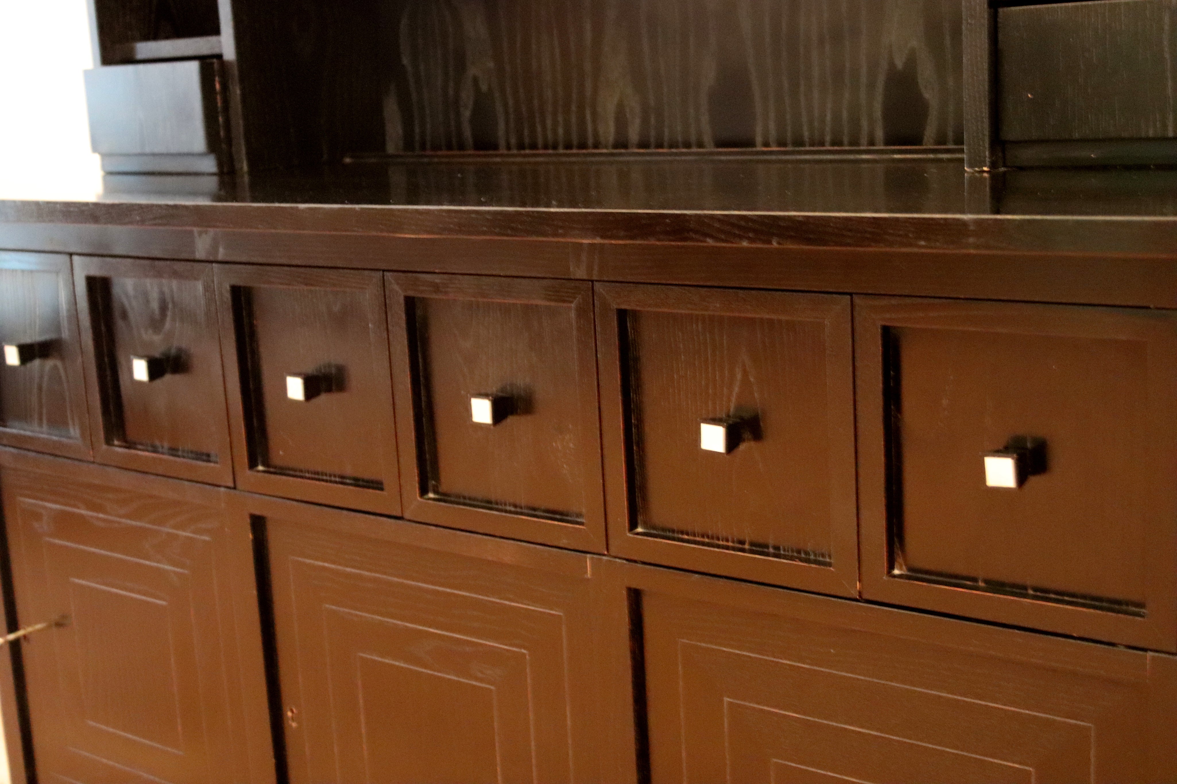 Charles_Rennie_Mackintosh_DS5_Sideboard_for_Cassina,_I_Maestri_Collection