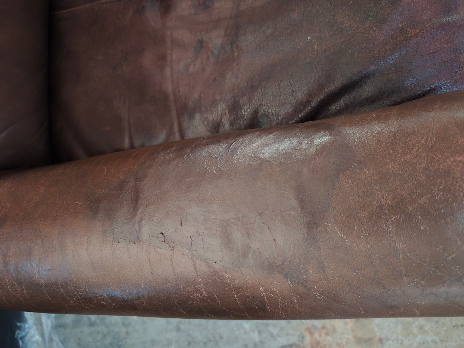 1970s_Swiss_Cognac_Leather_Swivel_Recliner_Lounge_Chair_with_Aluminium_Base