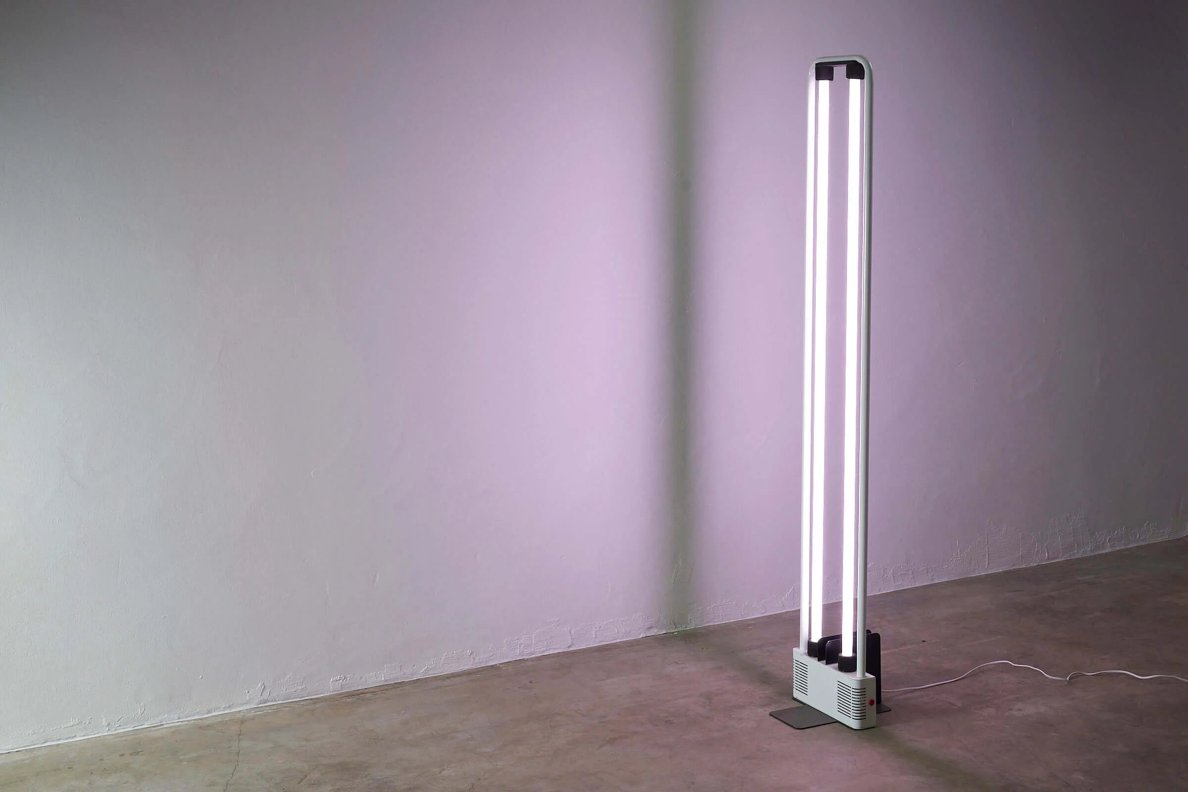 “DUO”_Floor_Lamp,_by_Zerbetto,_Black_Metal,_1980s,_Italy