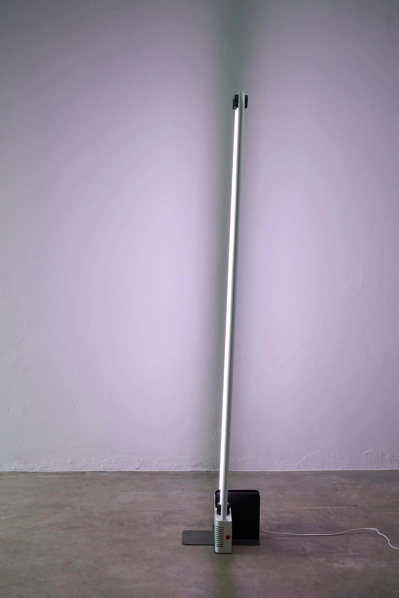 “DUO”_Floor_Lamp,_by_Zerbetto,_Black_Metal,_1980s,_Italy