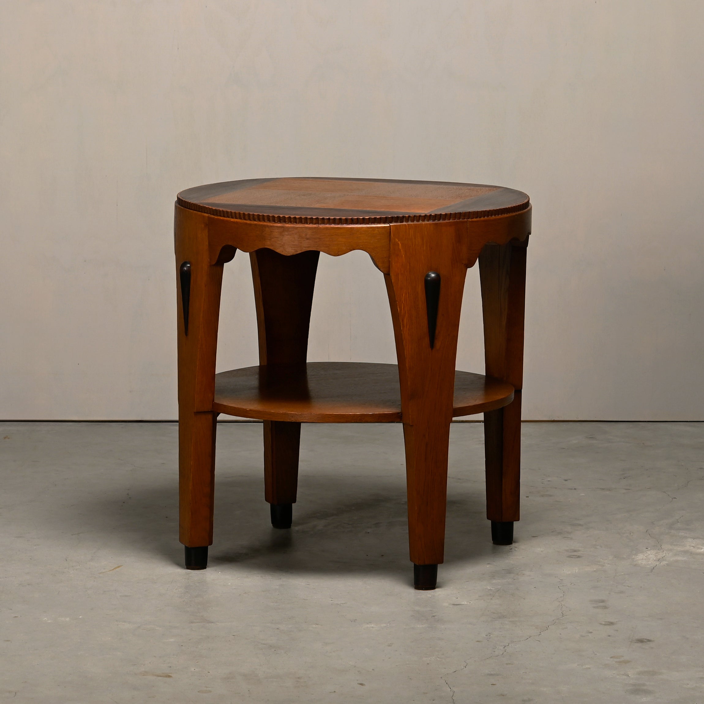 Amsterdam_School_Coffee_Table,_Oak_&_Coromandel_Veneer,_Art_Deco_Netherlands_1930s