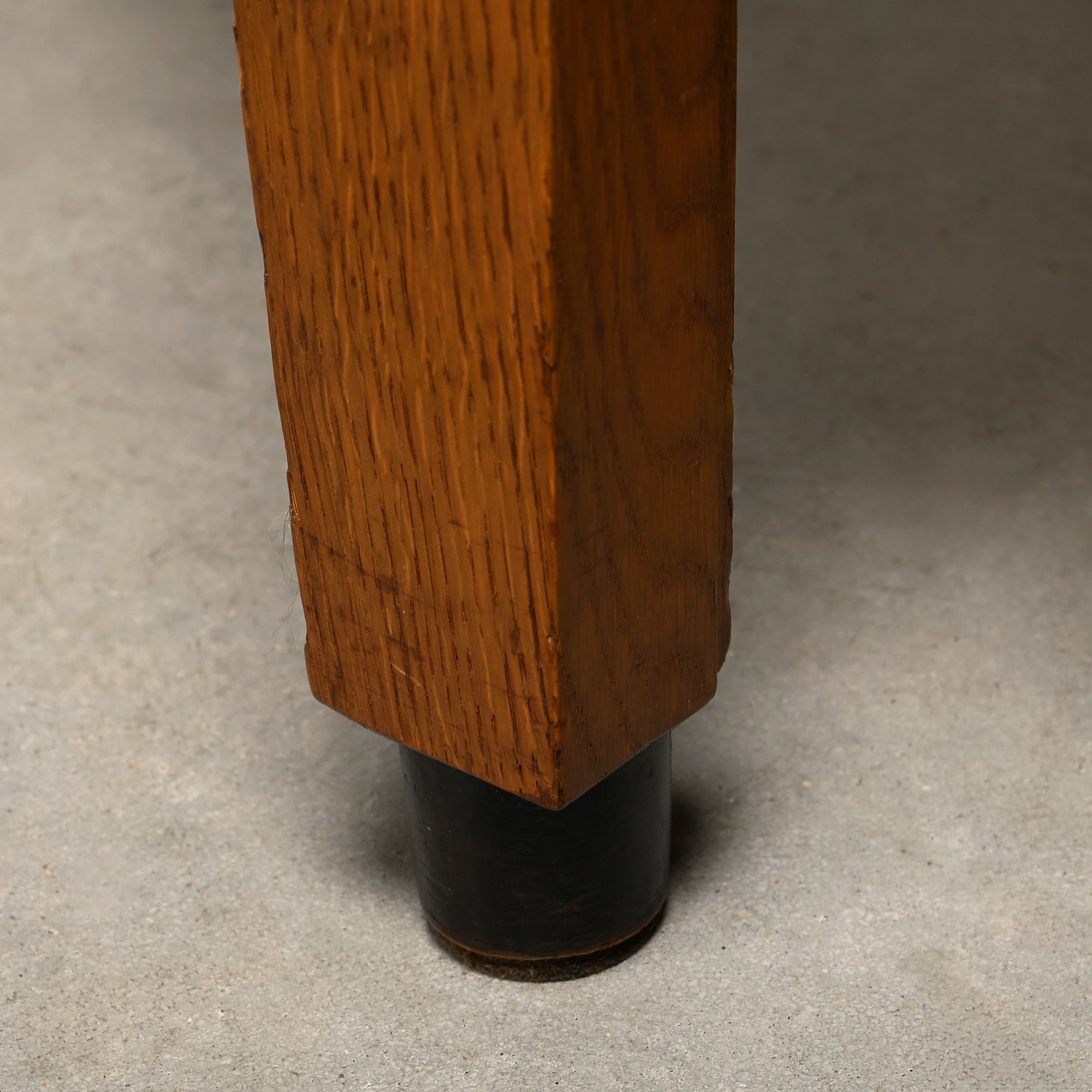 Amsterdam_School_Coffee_Table,_Oak_&_Coromandel_Veneer,_Art_Deco_Netherlands_1930s