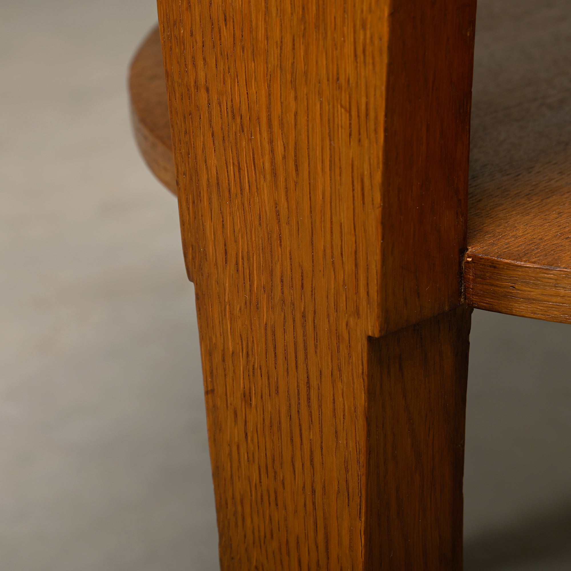 Amsterdam_School_Coffee_Table,_Oak_&_Coromandel_Veneer,_Art_Deco_Netherlands_1930s