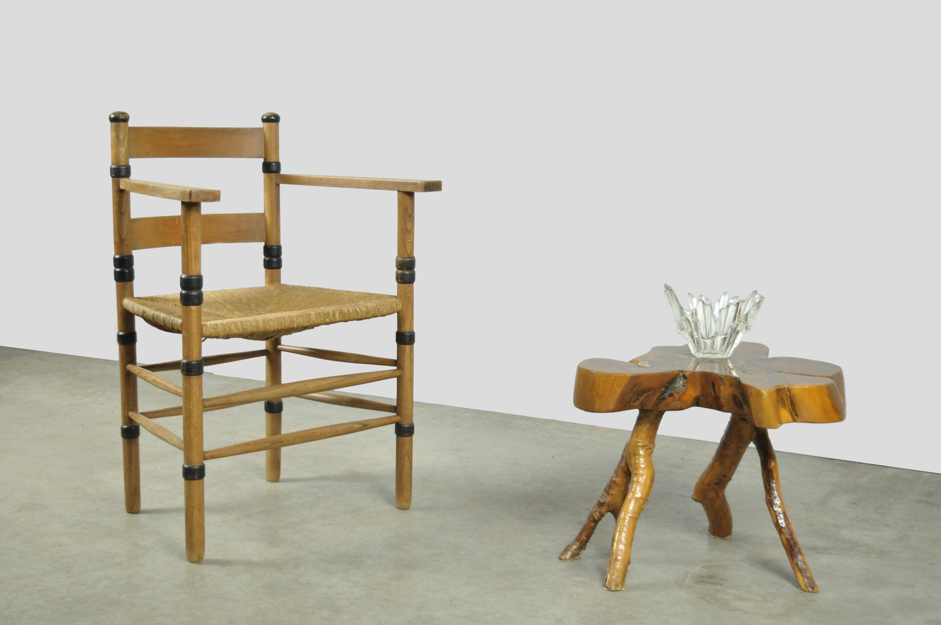 Dutch_ART_DECO_beech_chair_by_the_firm_Jac_Levee_NV,_1930s