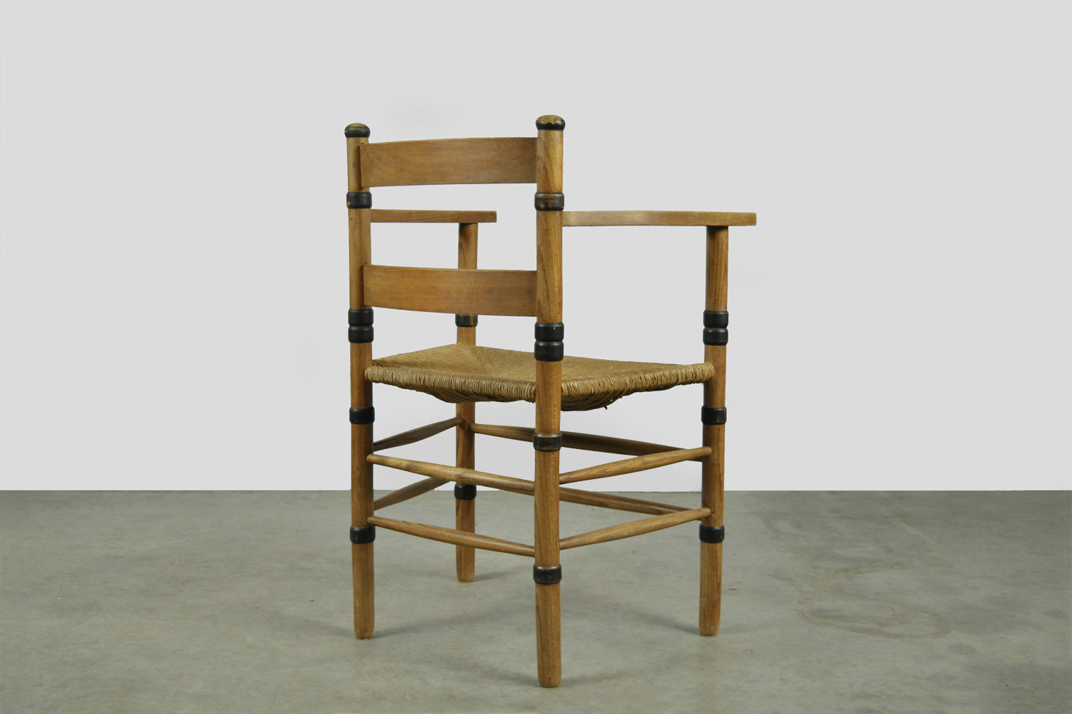 Dutch_ART_DECO_beech_chair_by_the_firm_Jac_Levee_NV,_1930s