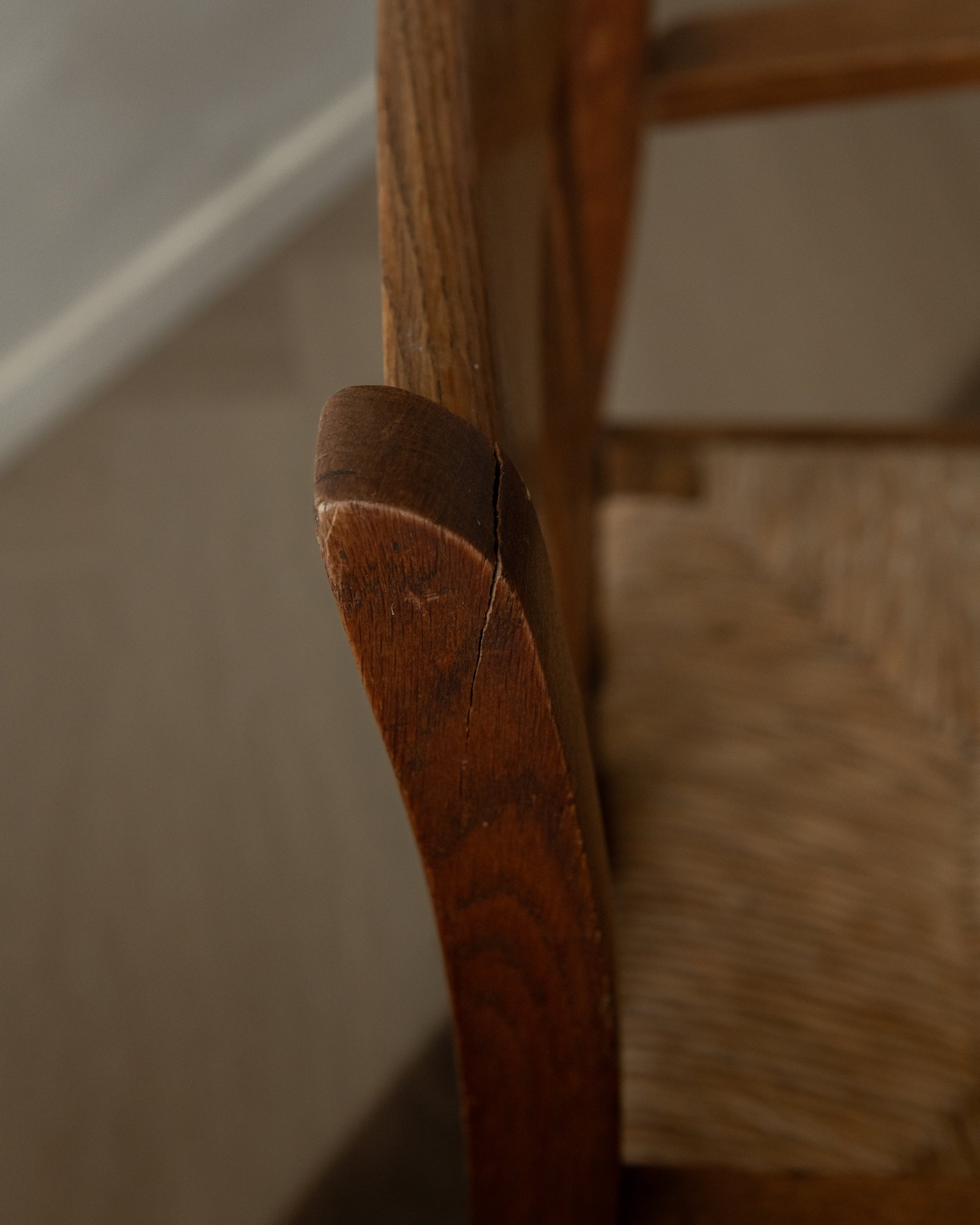 Dutch_Art_Deco_Oak_Armchair_with_Woven_Rush_Seat,_Amsterdam_School_Style,_Netherlands,_1920s