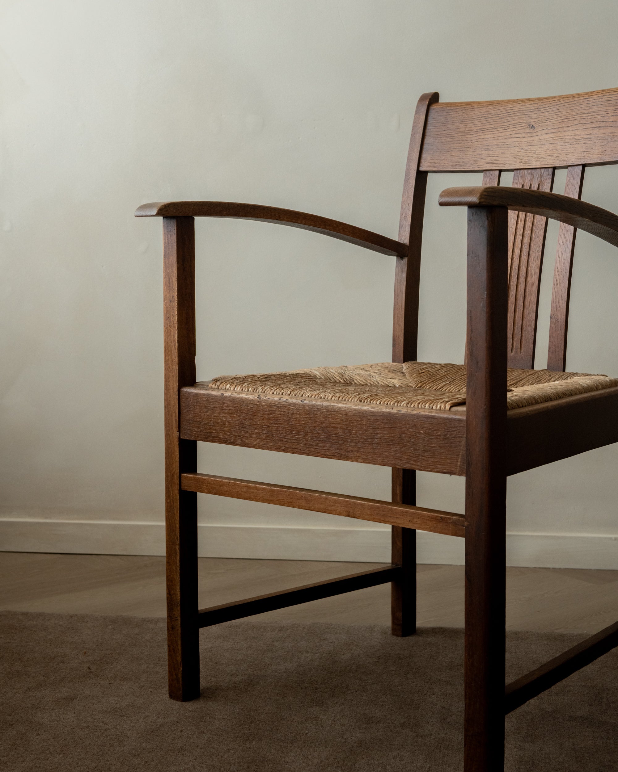Dutch_Art_Deco_Oak_Armchair_with_Woven_Rush_Seat,_Amsterdam_School_Style,_Netherlands,_1920s