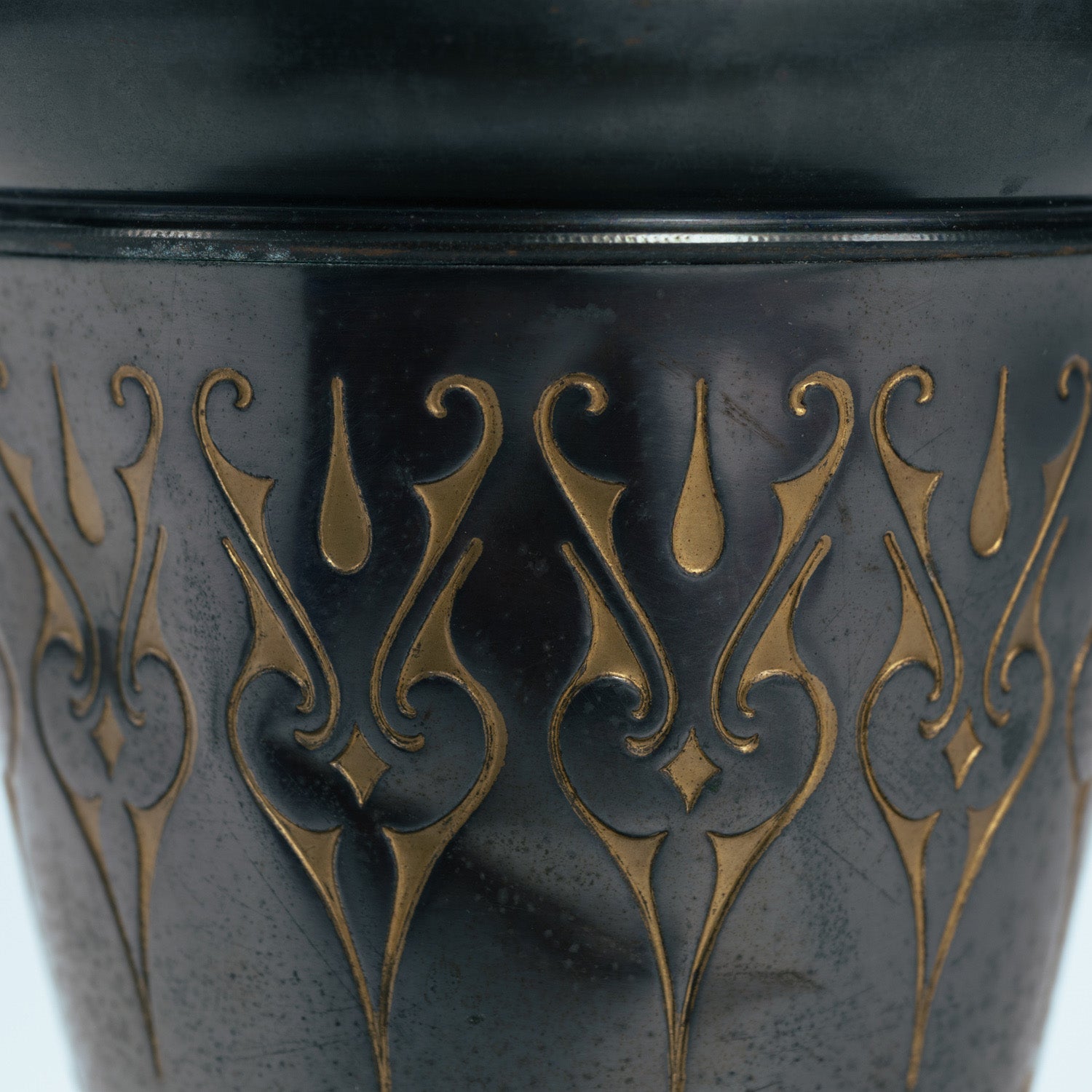 Dutch_Art_Nouveau_Metal_Occasional_Table,_Secessionist_Pedestal_Side_Table,_circa_1900–1925